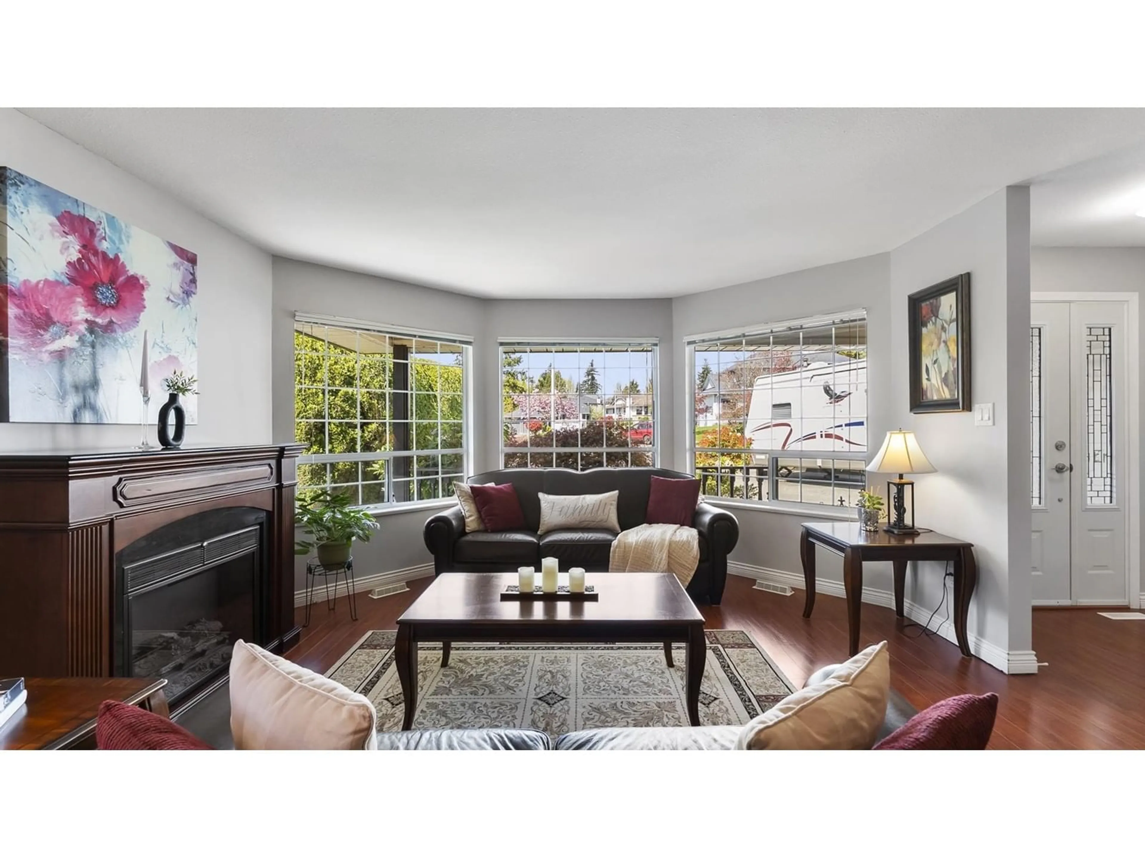 Living room with furniture, unknown for 16179 78B, Surrey British Columbia V4N0K3