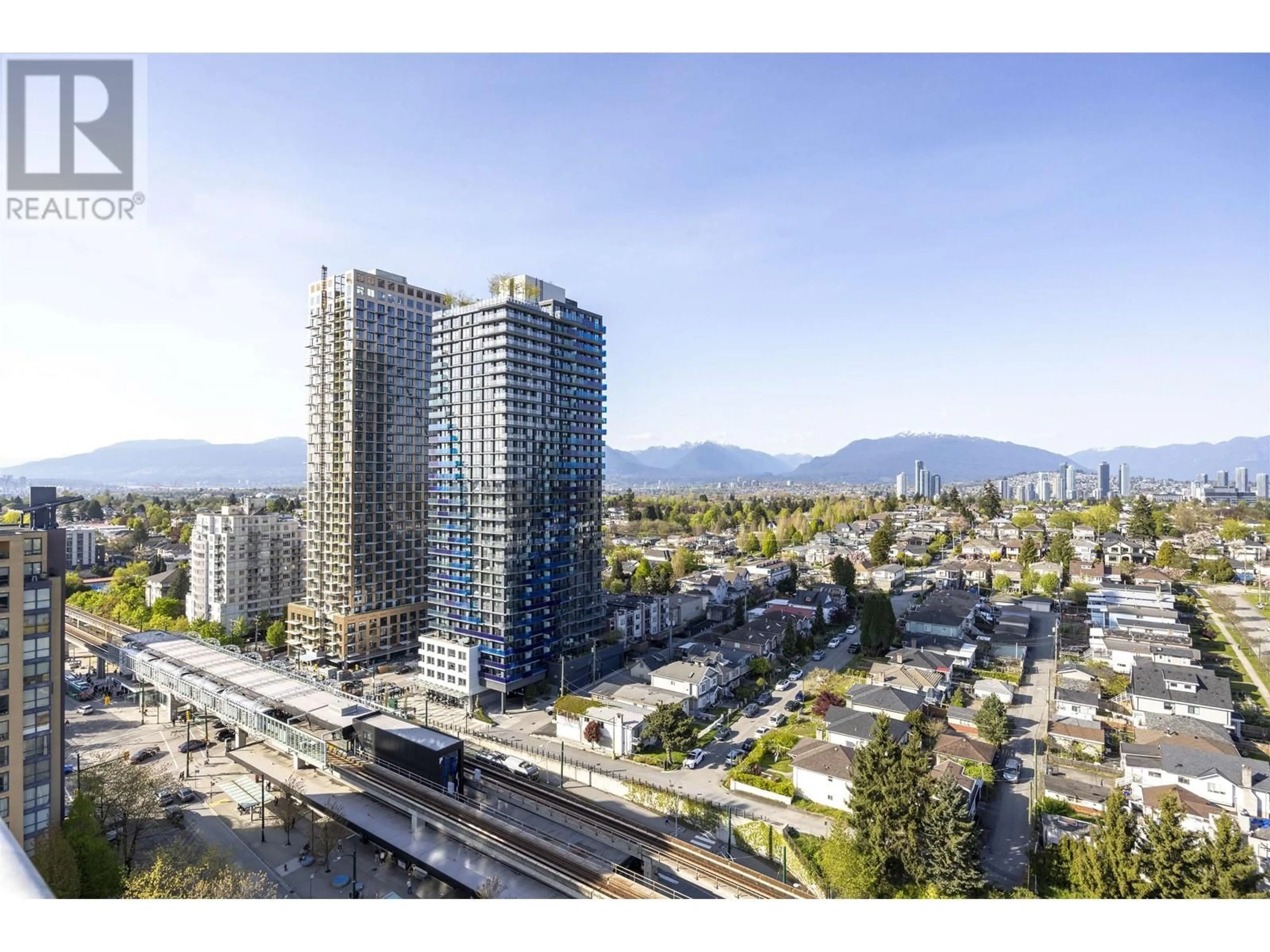 A pic from outside/outdoor area/front of a property/back of a property/a pic from drone, city buildings view from balcony for 2007 - 5189 GASTON STREET, Vancouver British Columbia V5R6C7