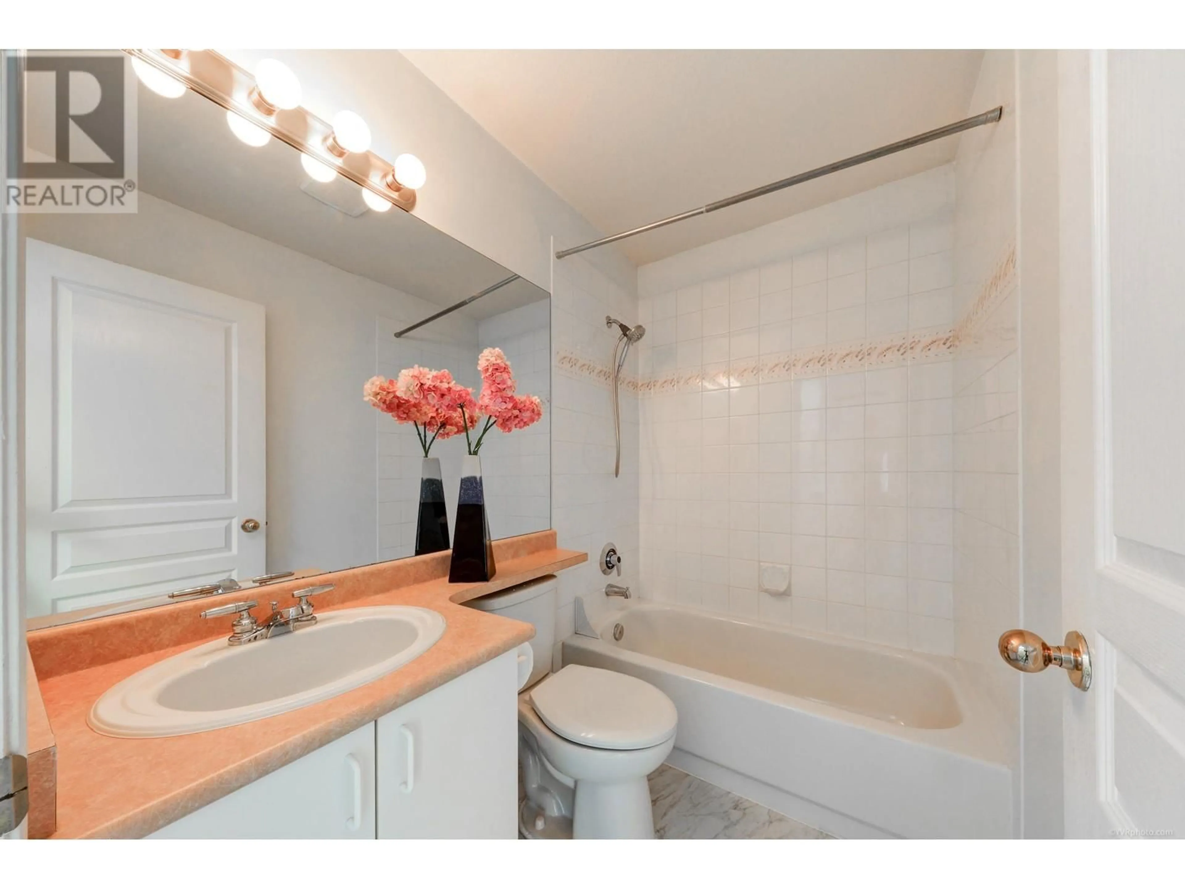Standard bathroom, ceramic/tile floor for 16 - 12900 JACK BELL DRIVE, Richmond British Columbia V6V2V8