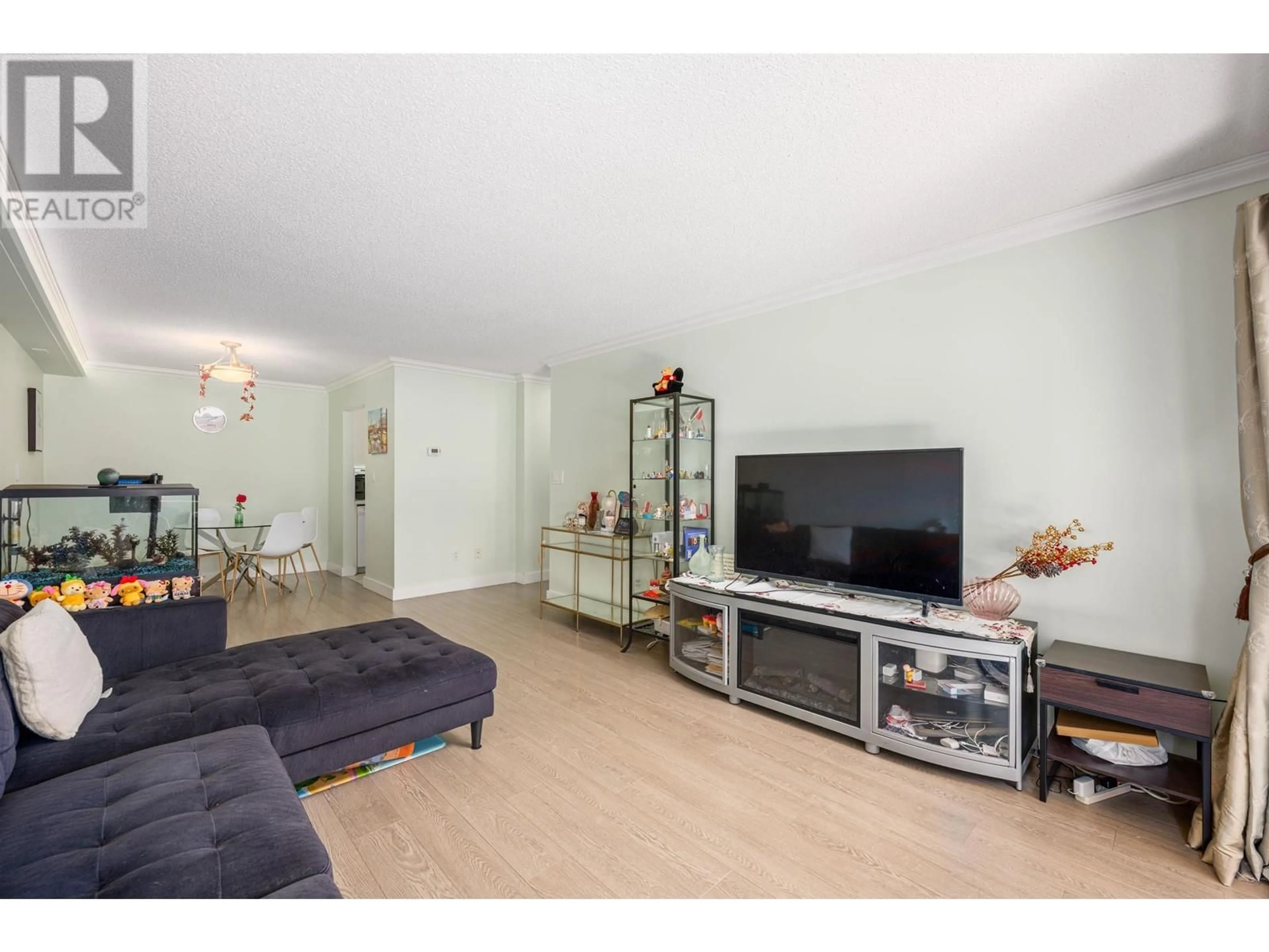 Living room with furniture, unknown for 116 - 8880 NO. 1 ROAD, Richmond British Columbia V7C4C3