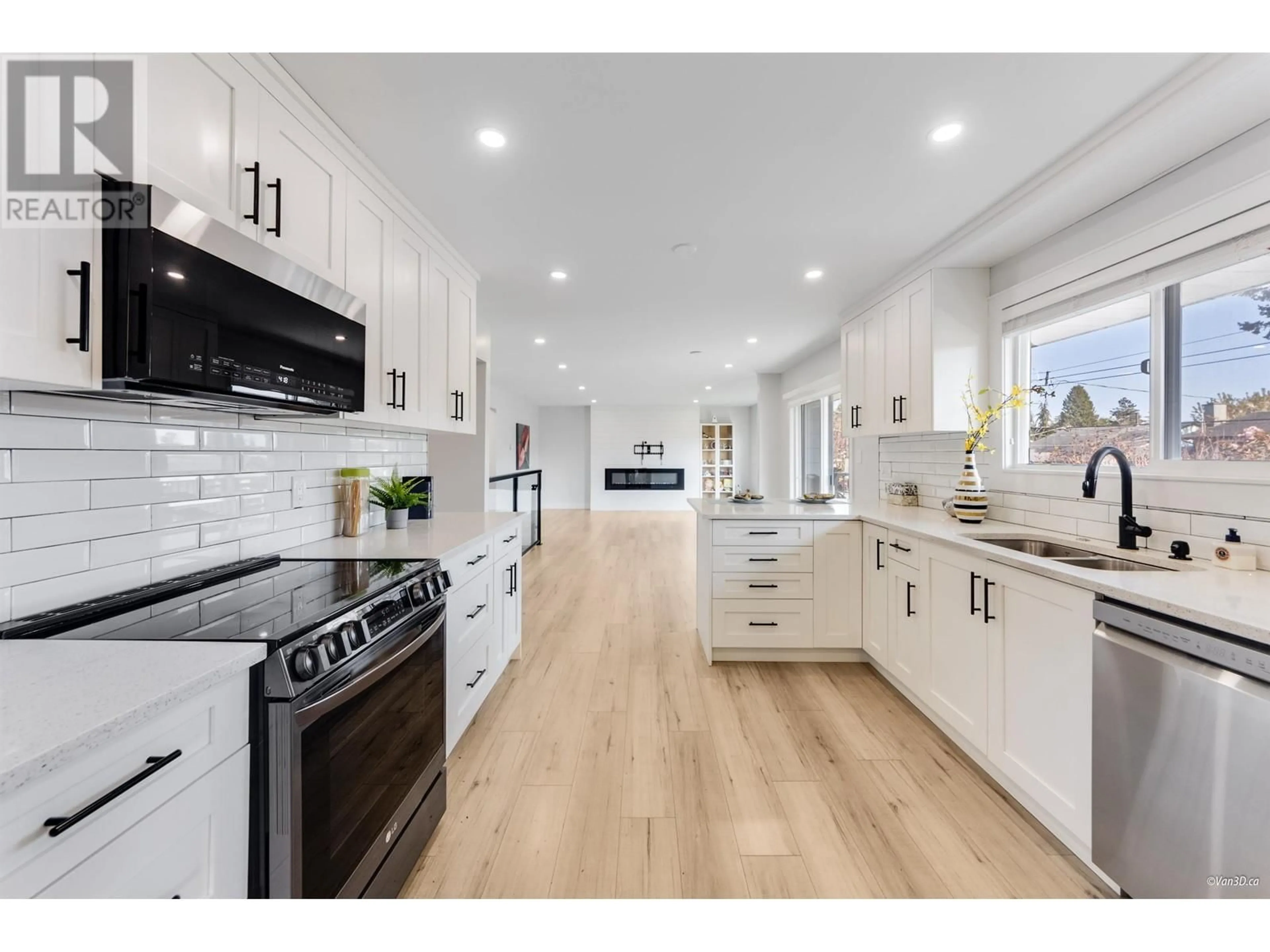 Open concept kitchen, unknown for 4725 45A AVENUE, Delta British Columbia V4K1M5