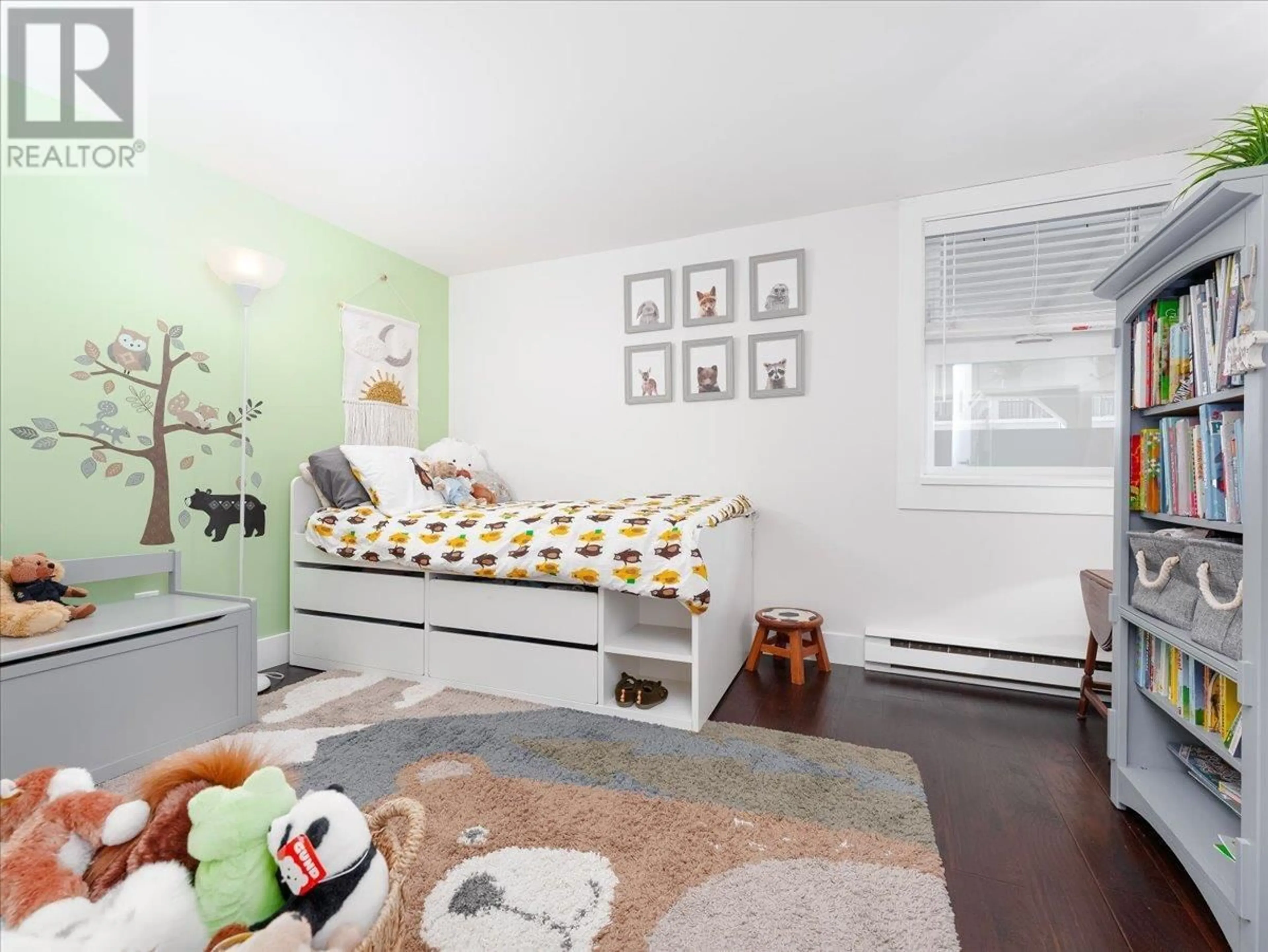 Bedroom with bed, unknown for 113 - 4889 53 STREET, Delta British Columbia V4K2Z3