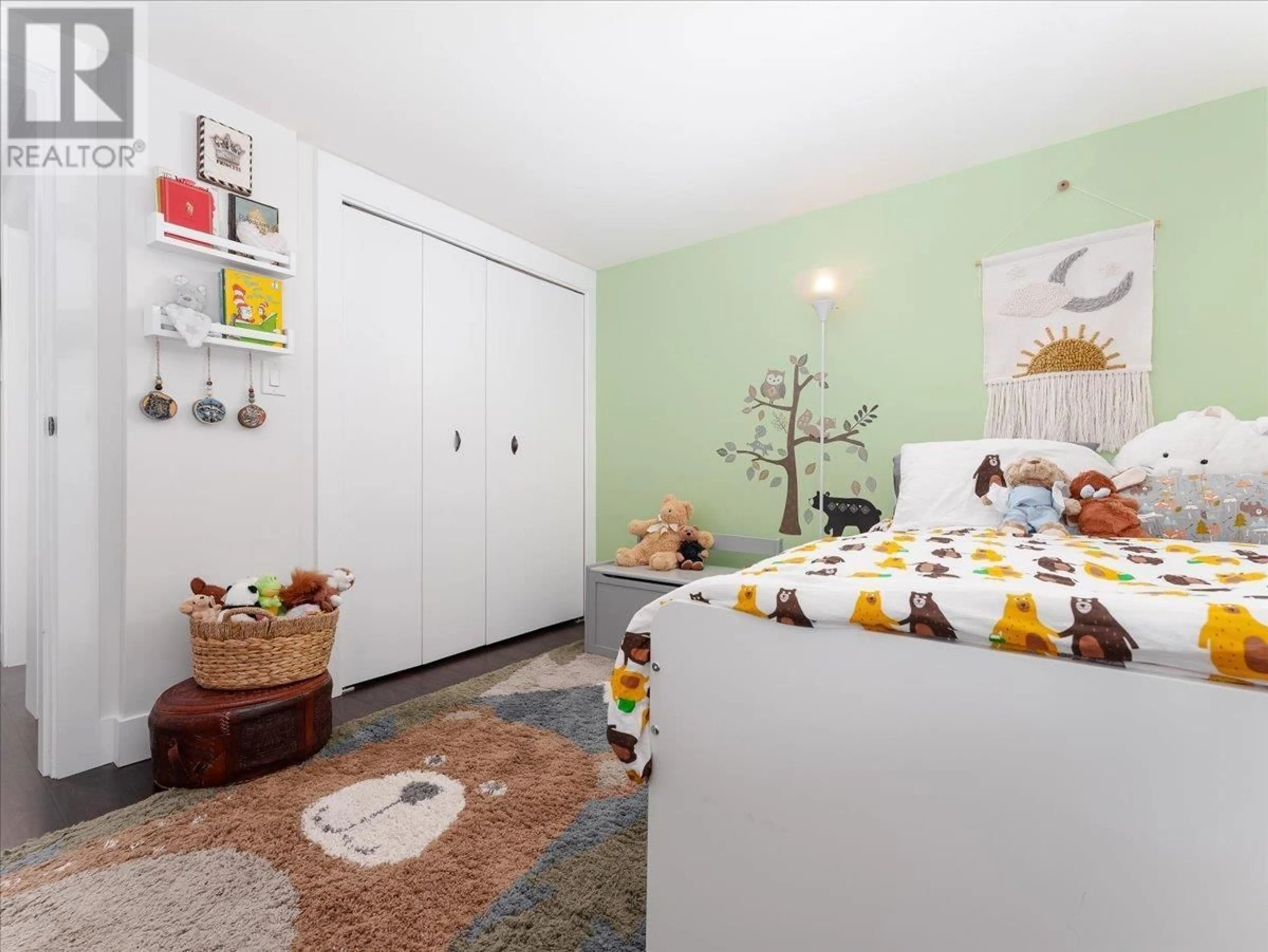 Bedroom with bed, unknown for 113 - 4889 53 STREET, Delta British Columbia V4K2Z3