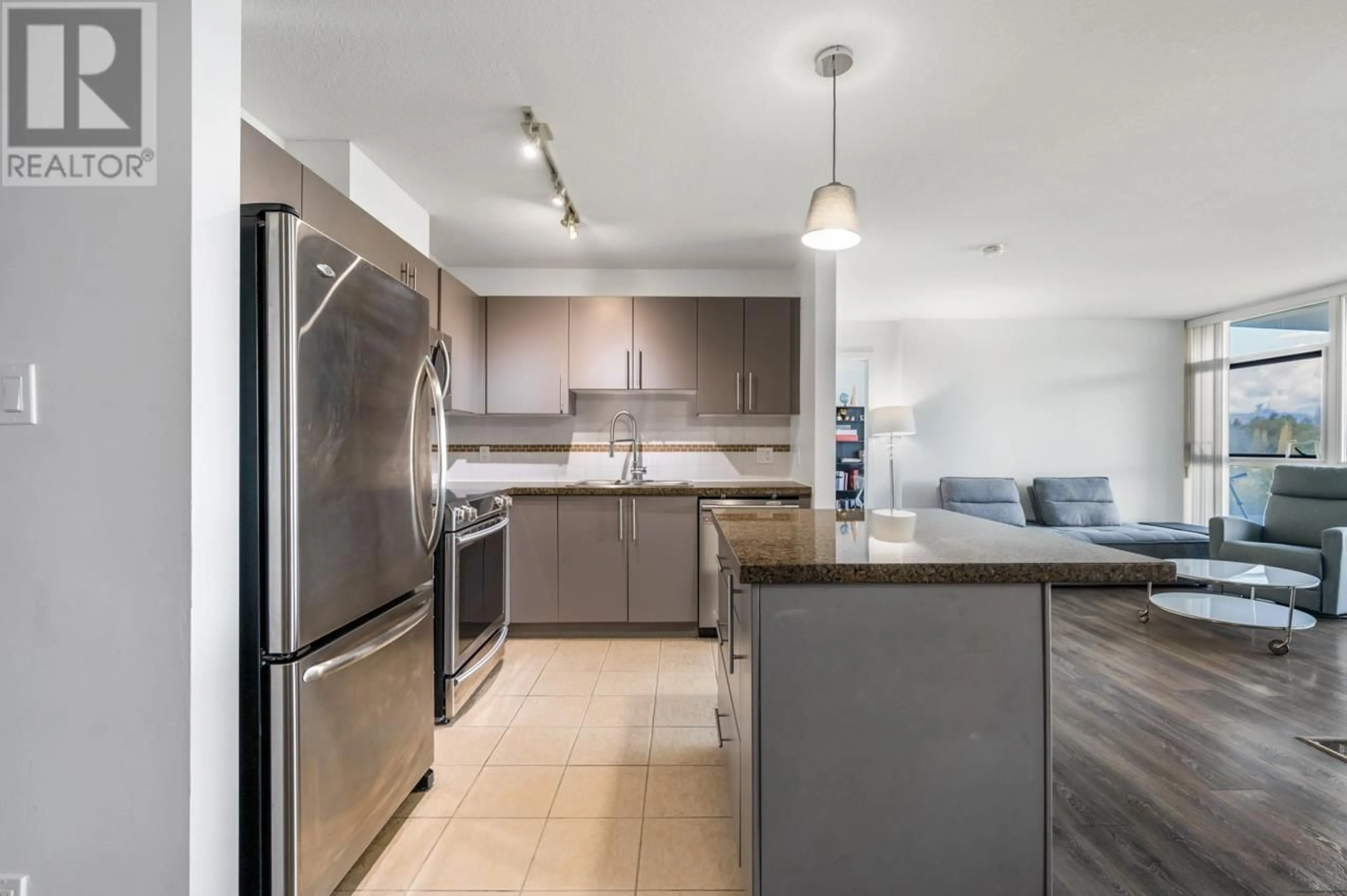 Open concept kitchen, unknown for 1401 - 5611 GORING STREET, Burnaby British Columbia V5B0A3