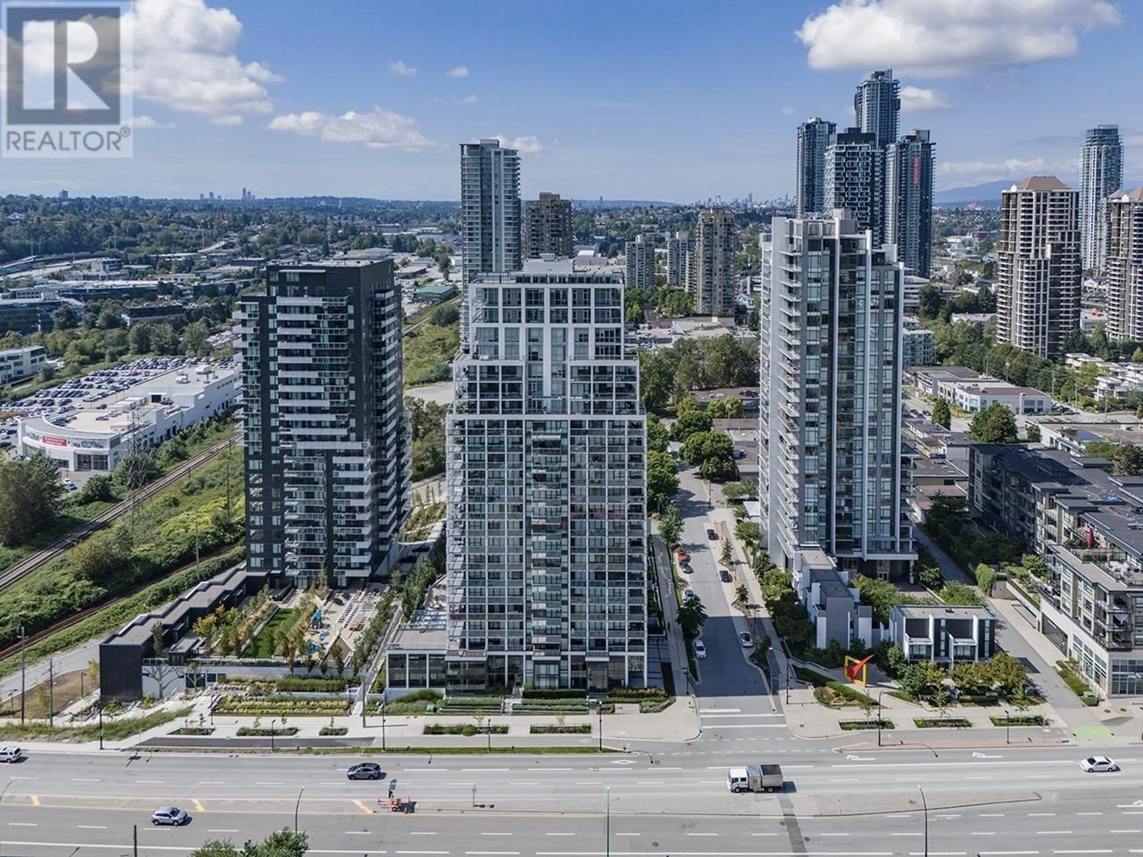 A pic from outside/outdoor area/front of a property/back of a property/a pic from drone, city buildings view from balcony for 705 - 4488 JUNEAU STREET, Burnaby British Columbia V5C0M4