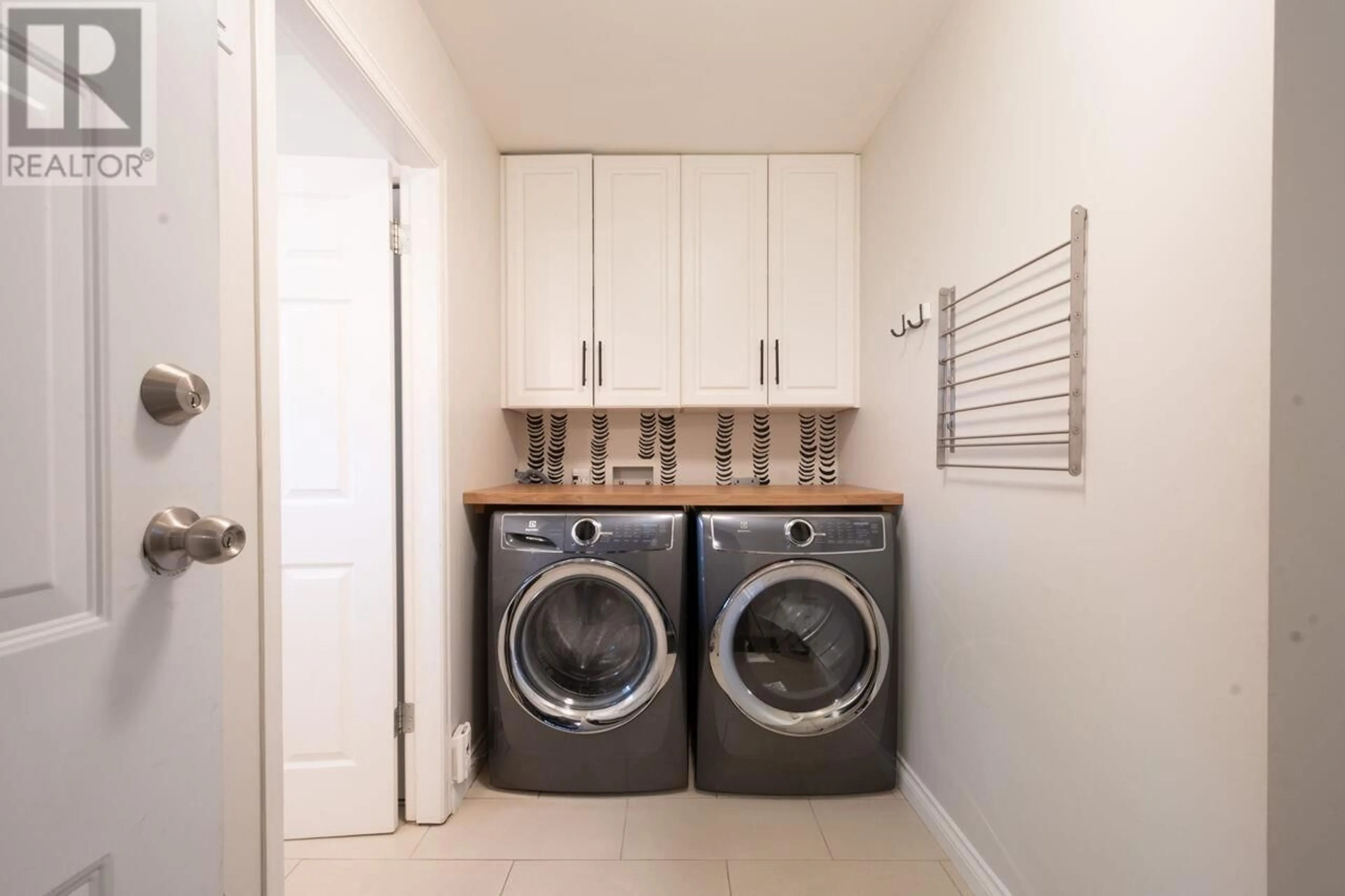 Laundry room for 1503 NORTON COURT, North Vancouver British Columbia V7G2E5