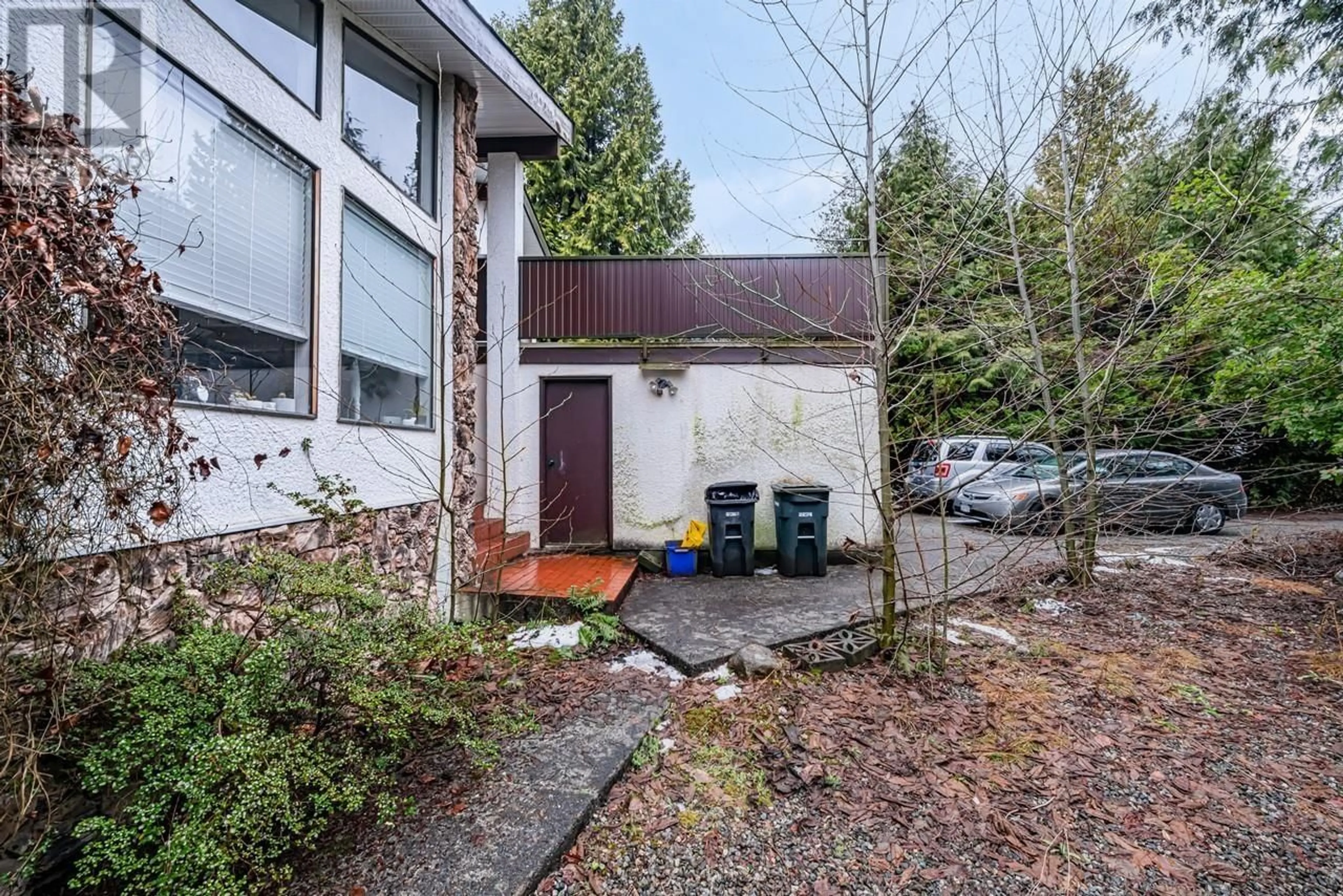 Unknown for 4736 CURR PLACE, Burnaby British Columbia V5G3X9