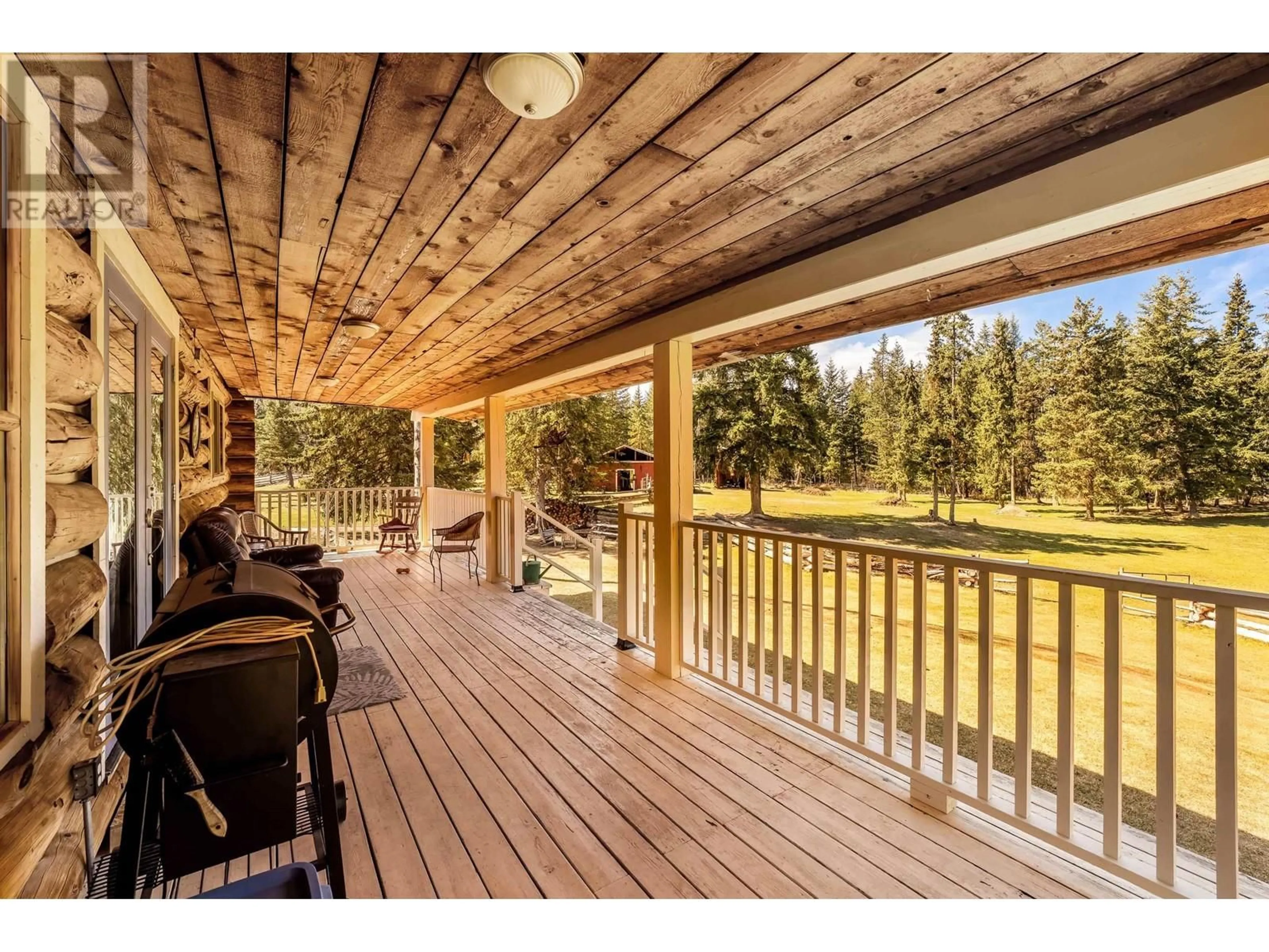 Patio, water/lake/river/ocean view for 6145 LONE BUTTE HORSE LAKE ROAD, Lone Butte British Columbia V0K1X3