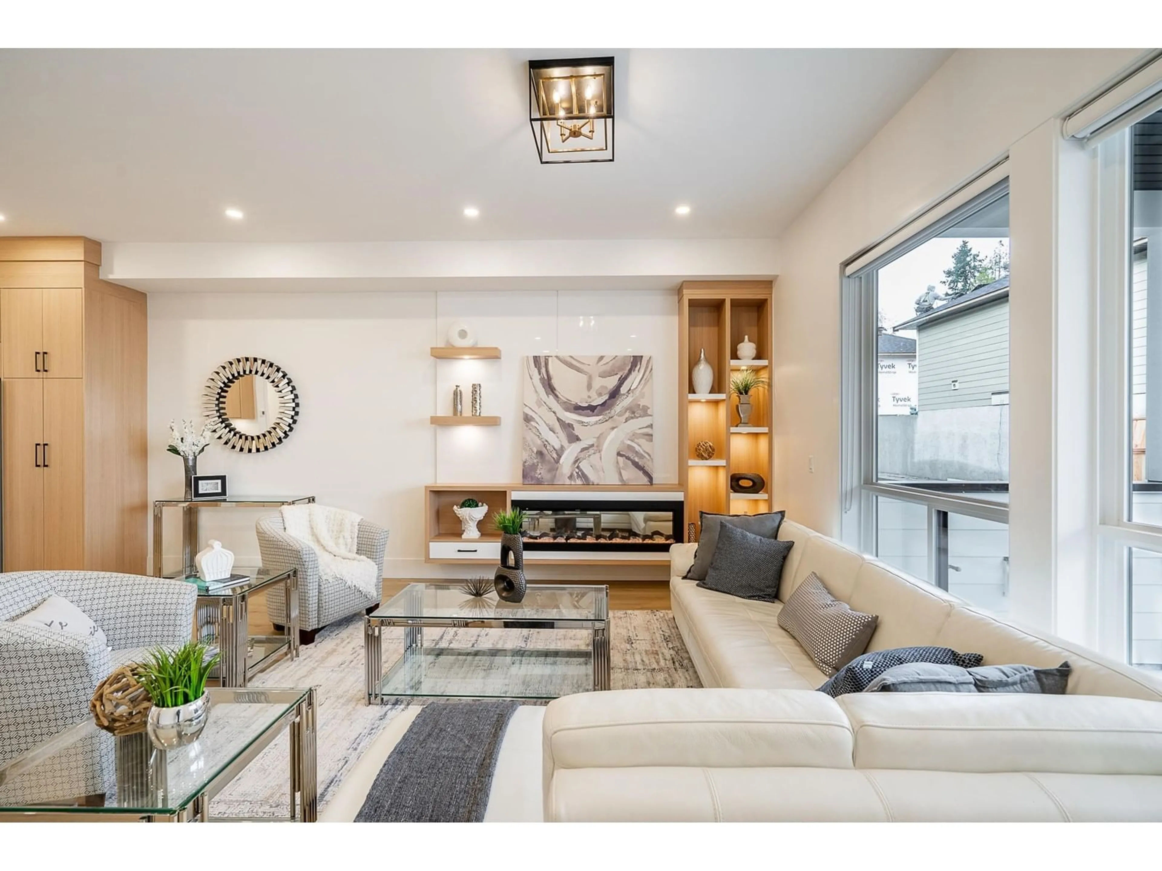 Living room with furniture, unknown for 16677 16, Surrey British Columbia V3S9X7