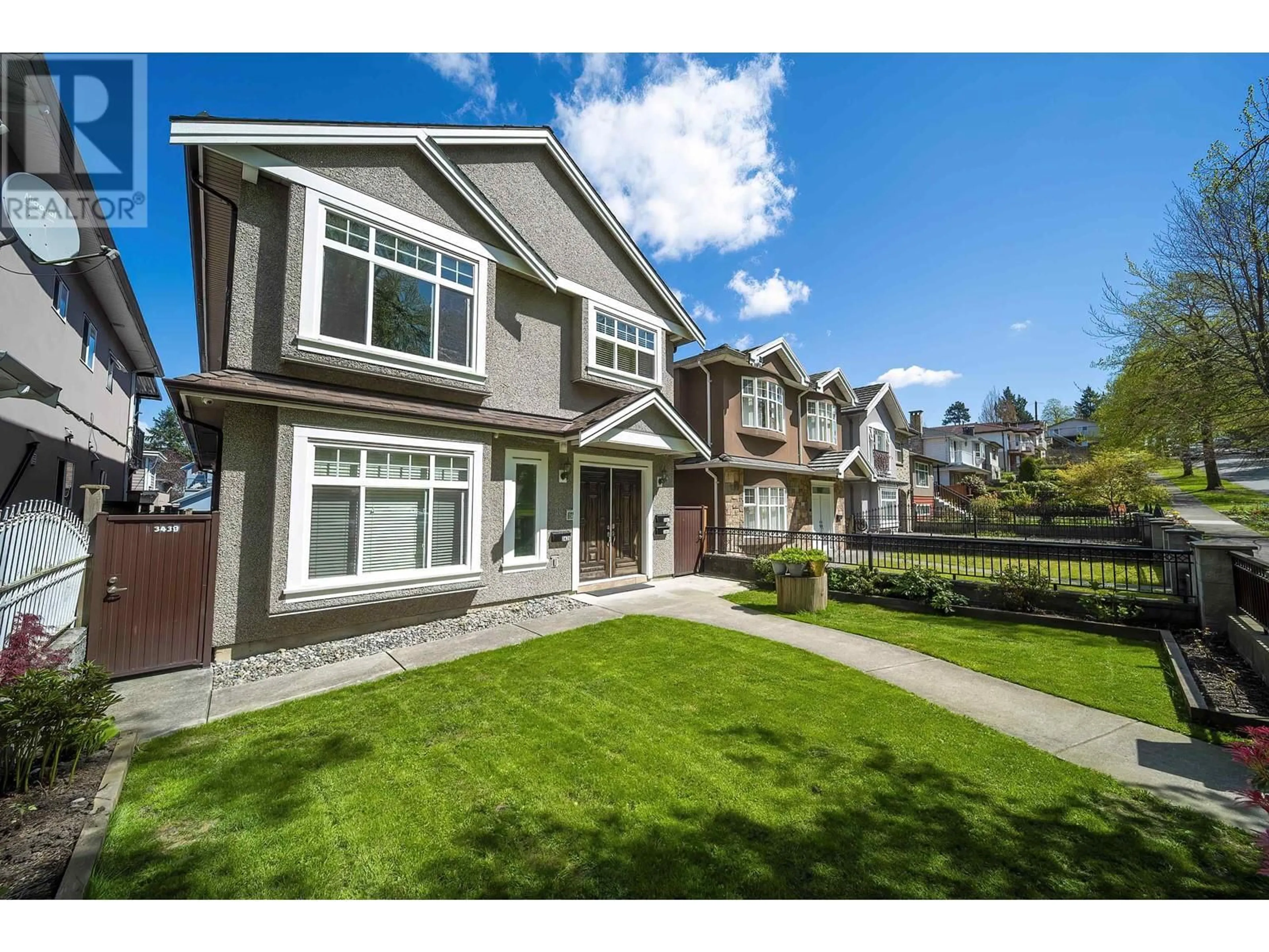 Home with vinyl exterior material, street for 3443 PRICE STREET, Vancouver British Columbia V5R5R2