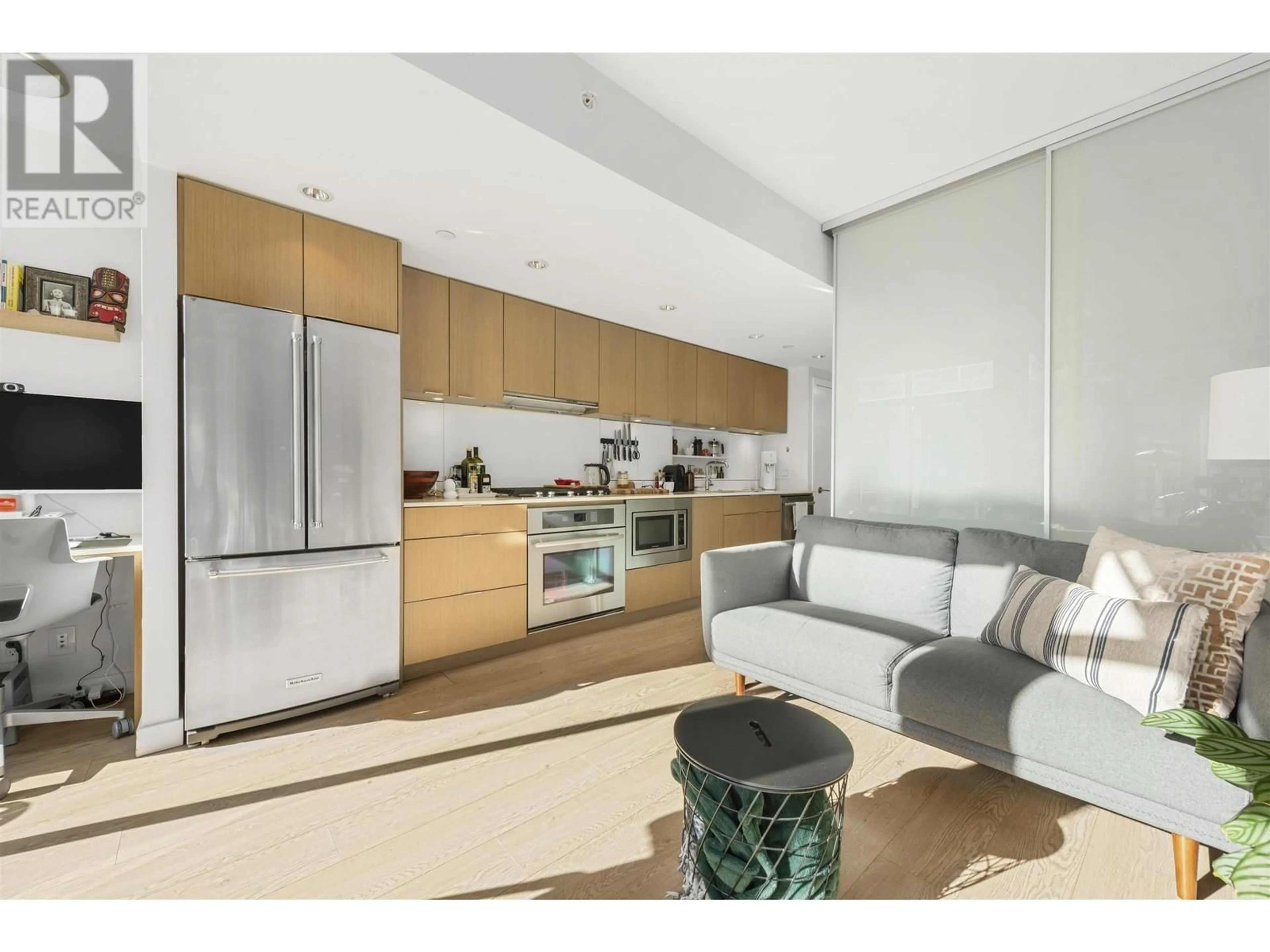 Open concept kitchen, unknown for 315 - 161 1ST AVENUE, Vancouver British Columbia V6A0G1