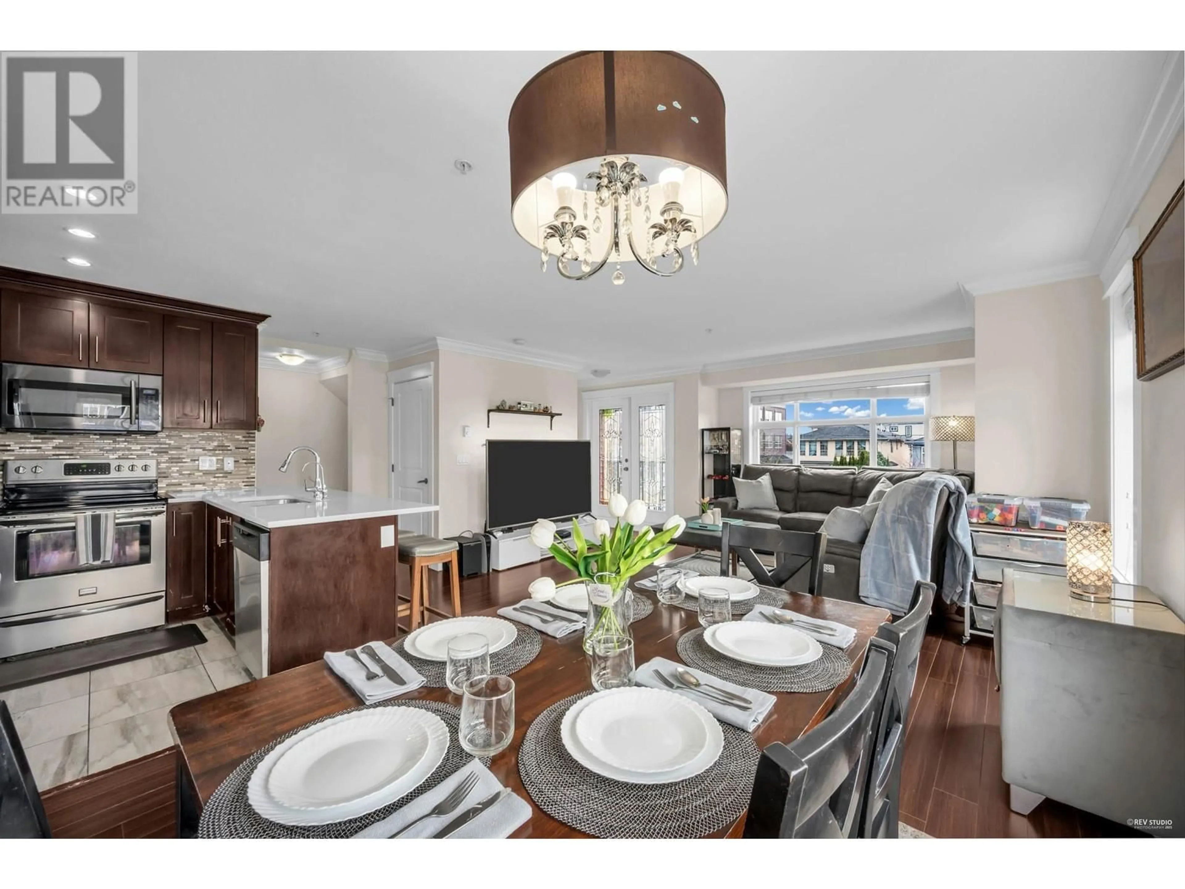 Open concept kitchen, unknown for 1 - 305 JARDINE STREET, New Westminster British Columbia V3M5M6