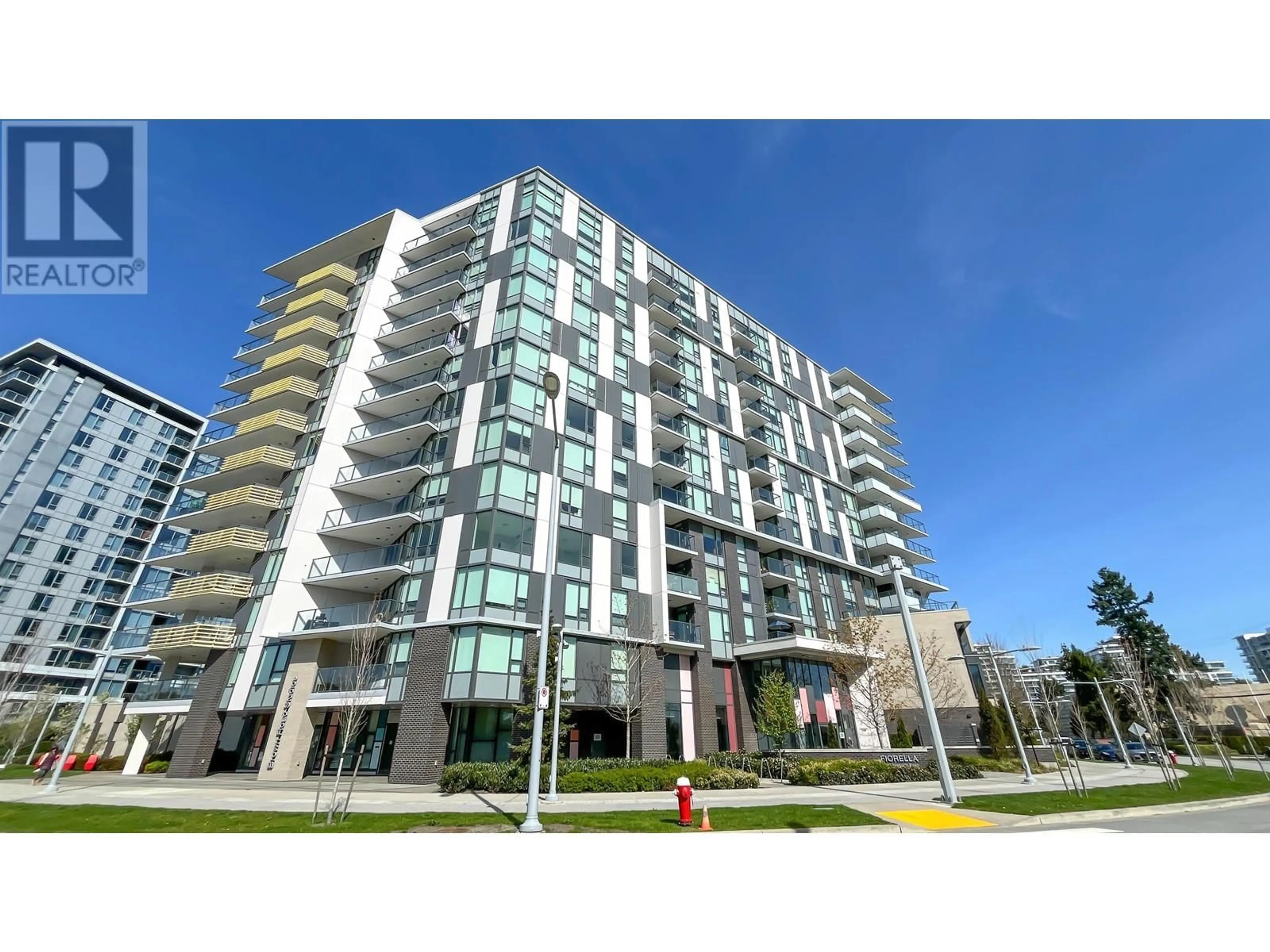 Blurry image for 416 - 3699 SEXSMITH ROAD, Richmond British Columbia V6X0W4