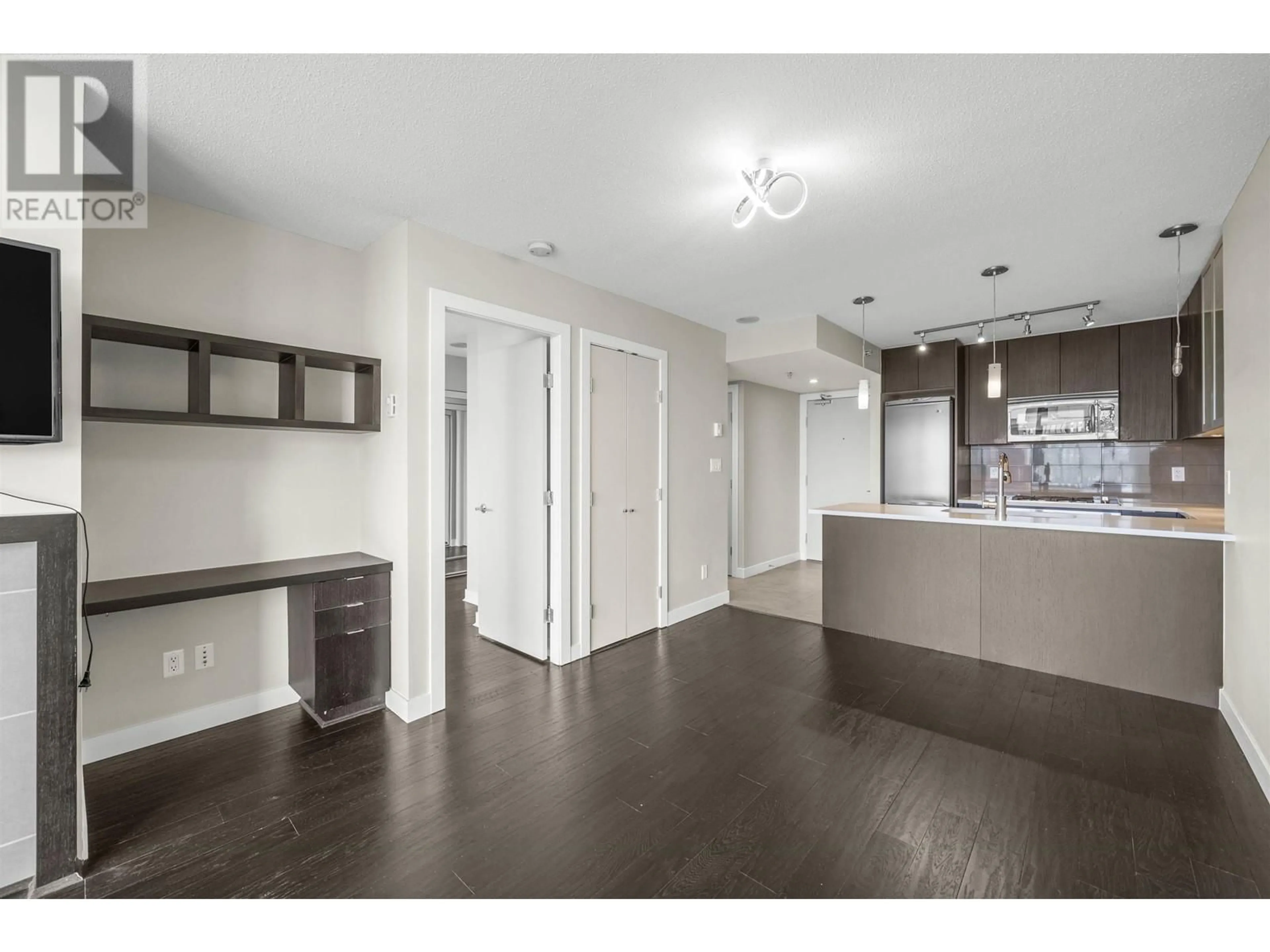 Open concept kitchen, wood/laminate floor for 1806 - 7328 ARCOLA STREET, Burnaby British Columbia V5E0A7