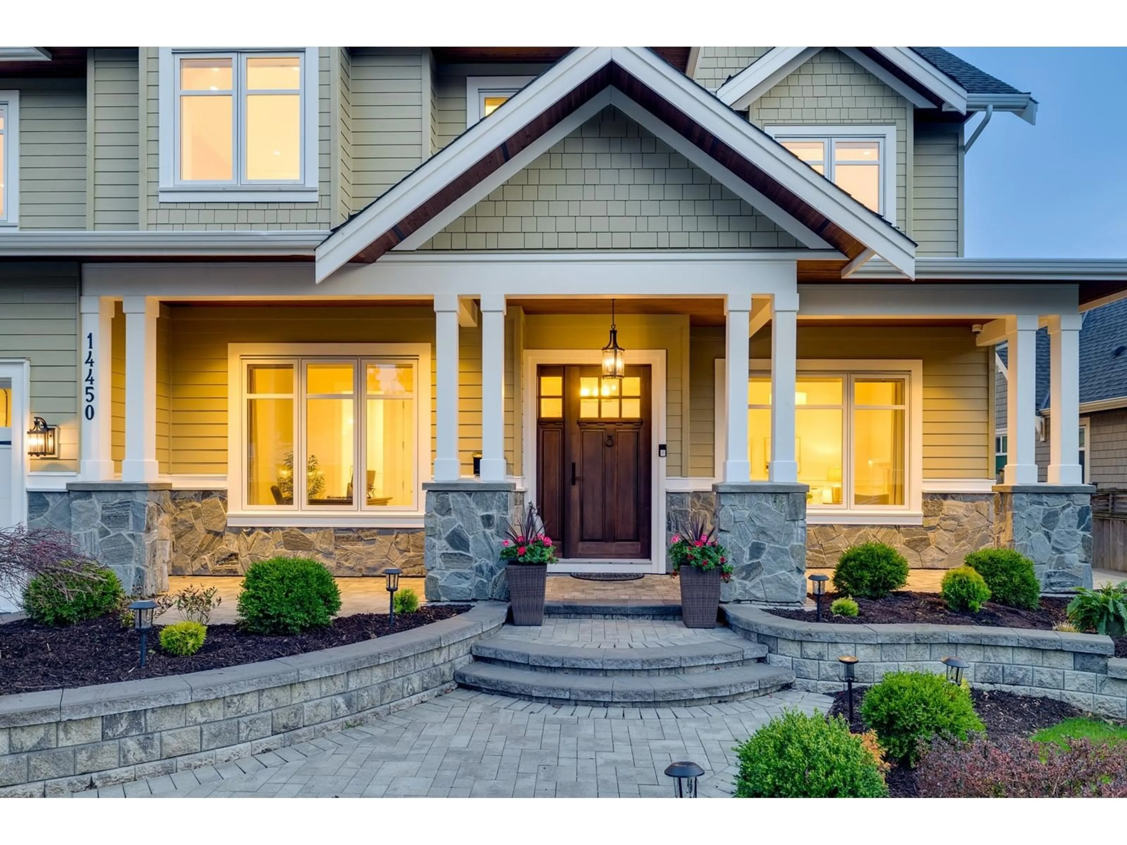 Unknown for 14450 17A, Surrey British Columbia V4A5M3