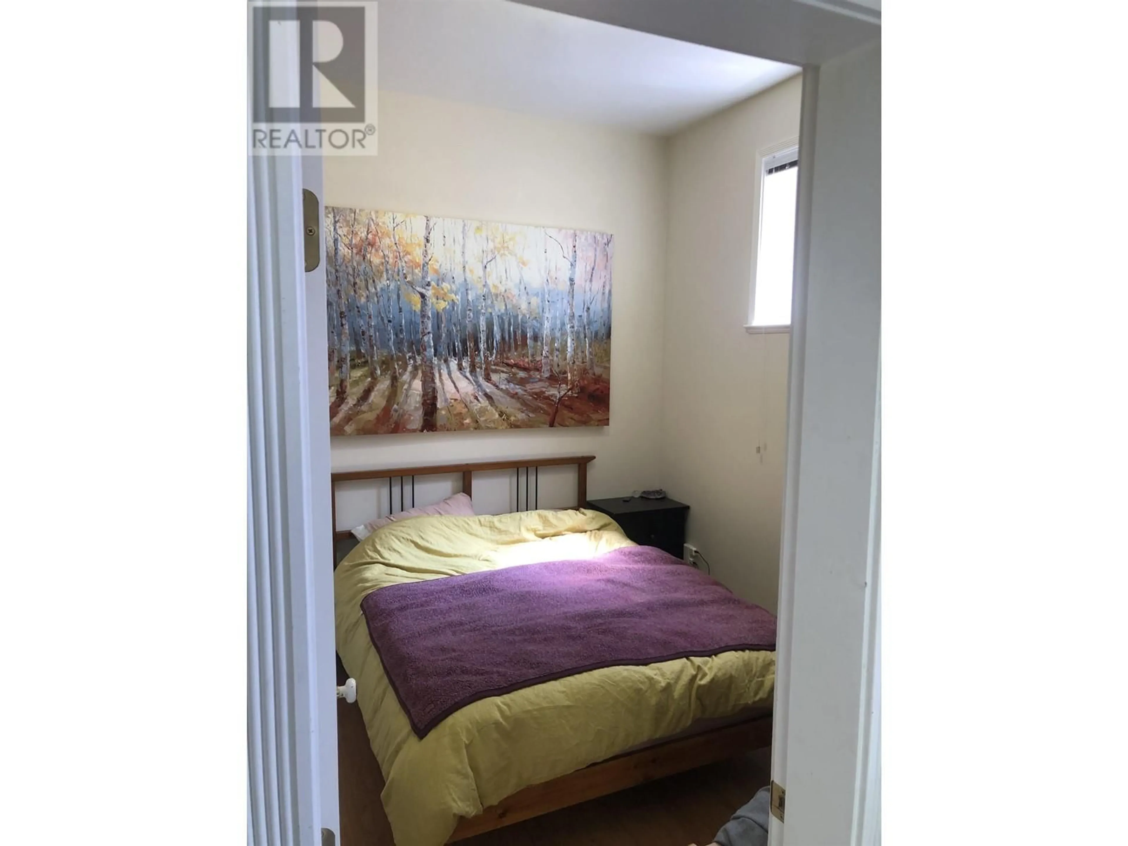 A pic of a room for 7211 SUSSEX AVENUE, Burnaby British Columbia V5J3V6