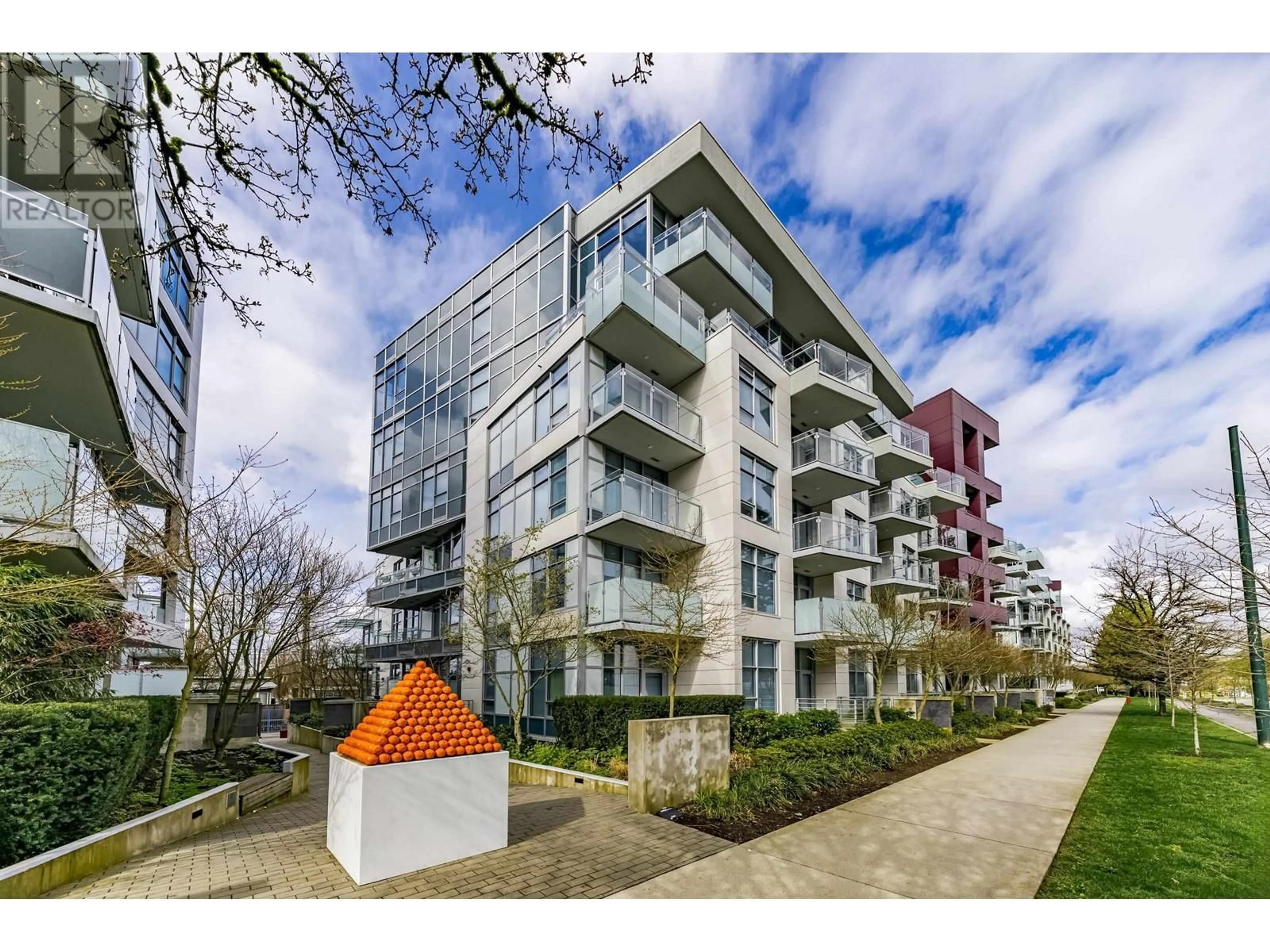 A pic from outside/outdoor area/front of a property/back of a property/a pic from drone, unknown for 109 - 5033 CAMBIE STREET, Vancouver British Columbia V5Z0H6