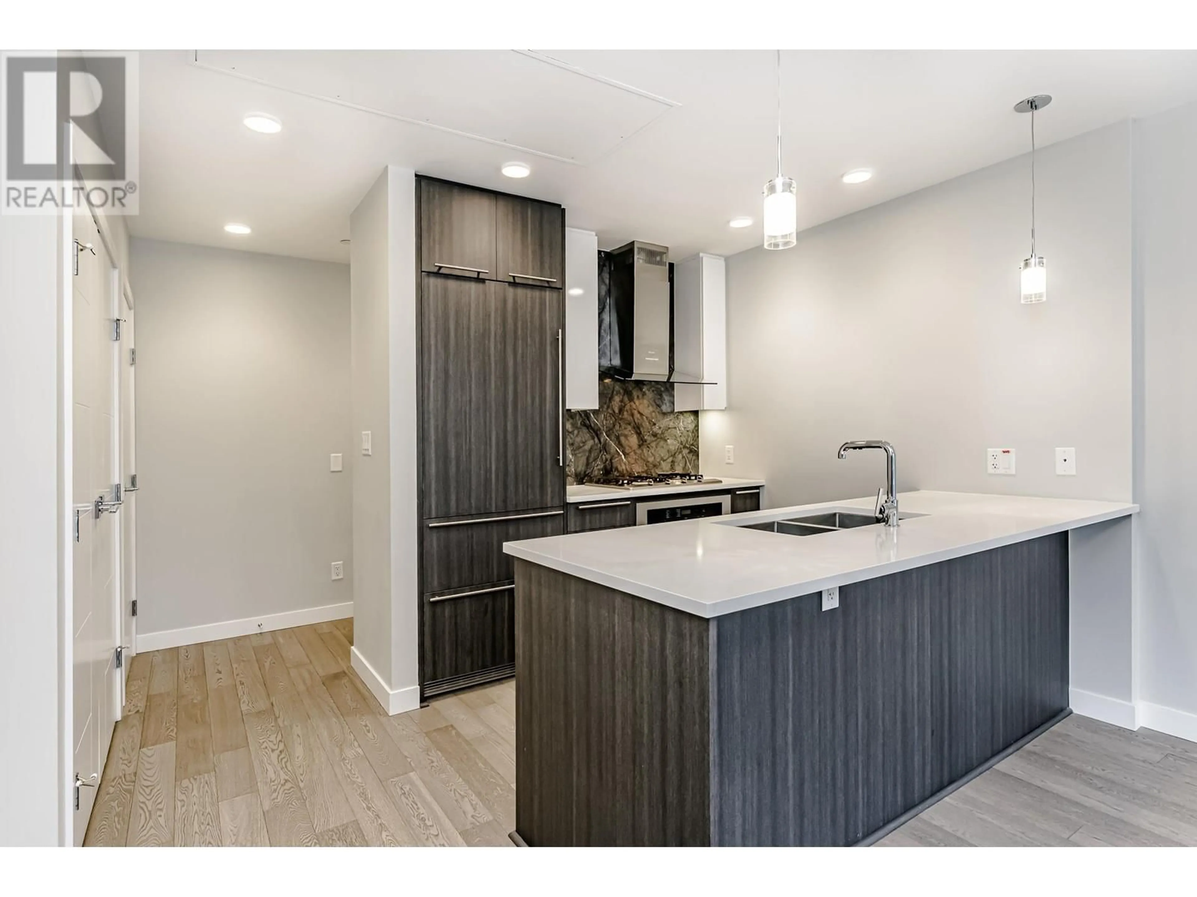 Open concept kitchen, unknown for 109 - 5033 CAMBIE STREET, Vancouver British Columbia V5Z0H6