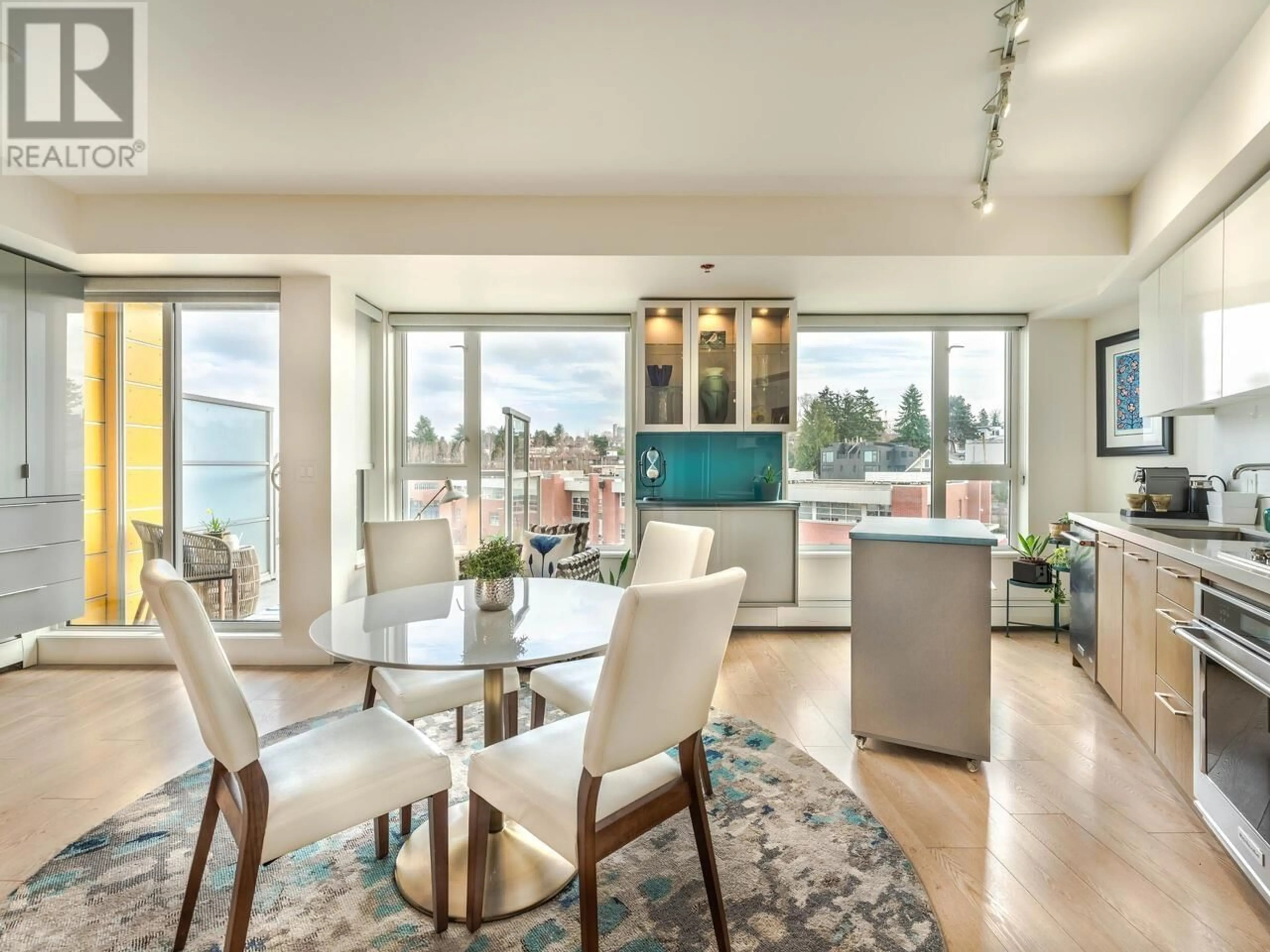 Open concept kitchen, unknown for 609 - 417 GREAT NORTHERN WAY, Vancouver British Columbia V5T0G7