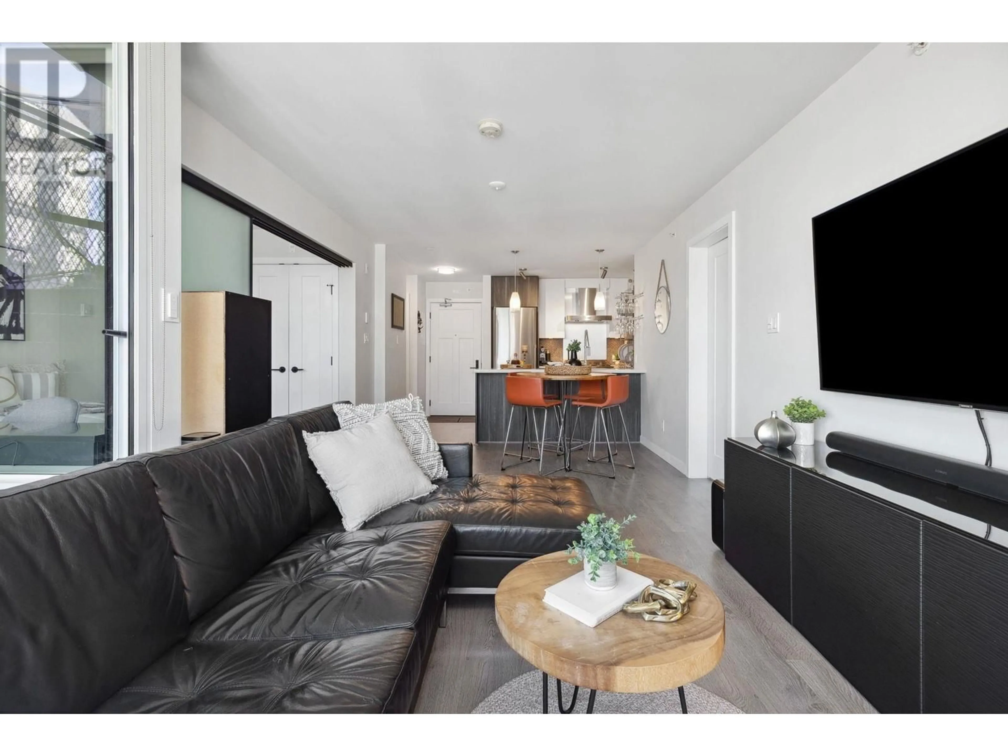 Living room with furniture, unknown for PH612 - 311 6TH AVENUE, Vancouver British Columbia V5T0G9
