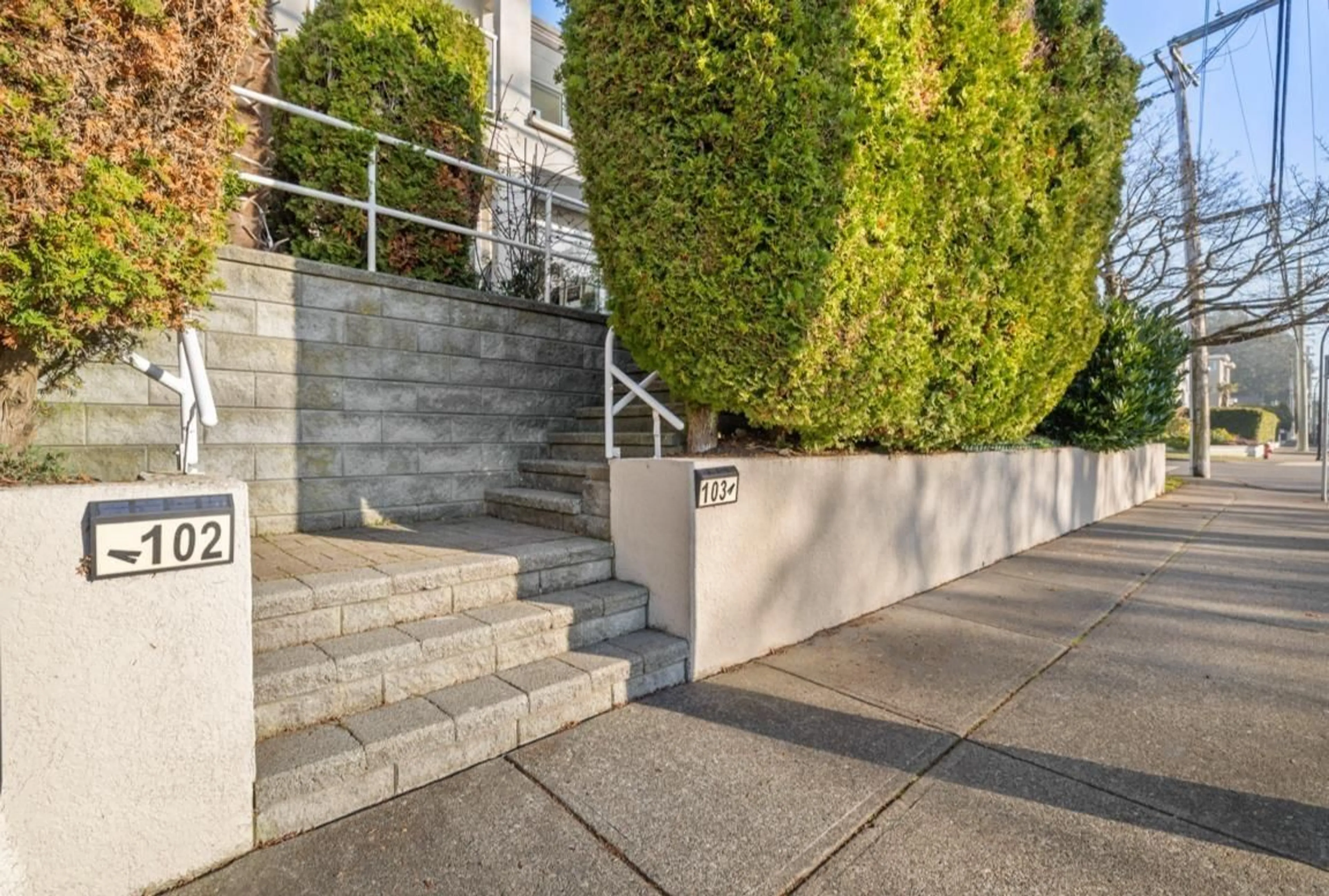 Unknown for 103 - 1225 MERKLIN, White Rock British Columbia V4B4B8