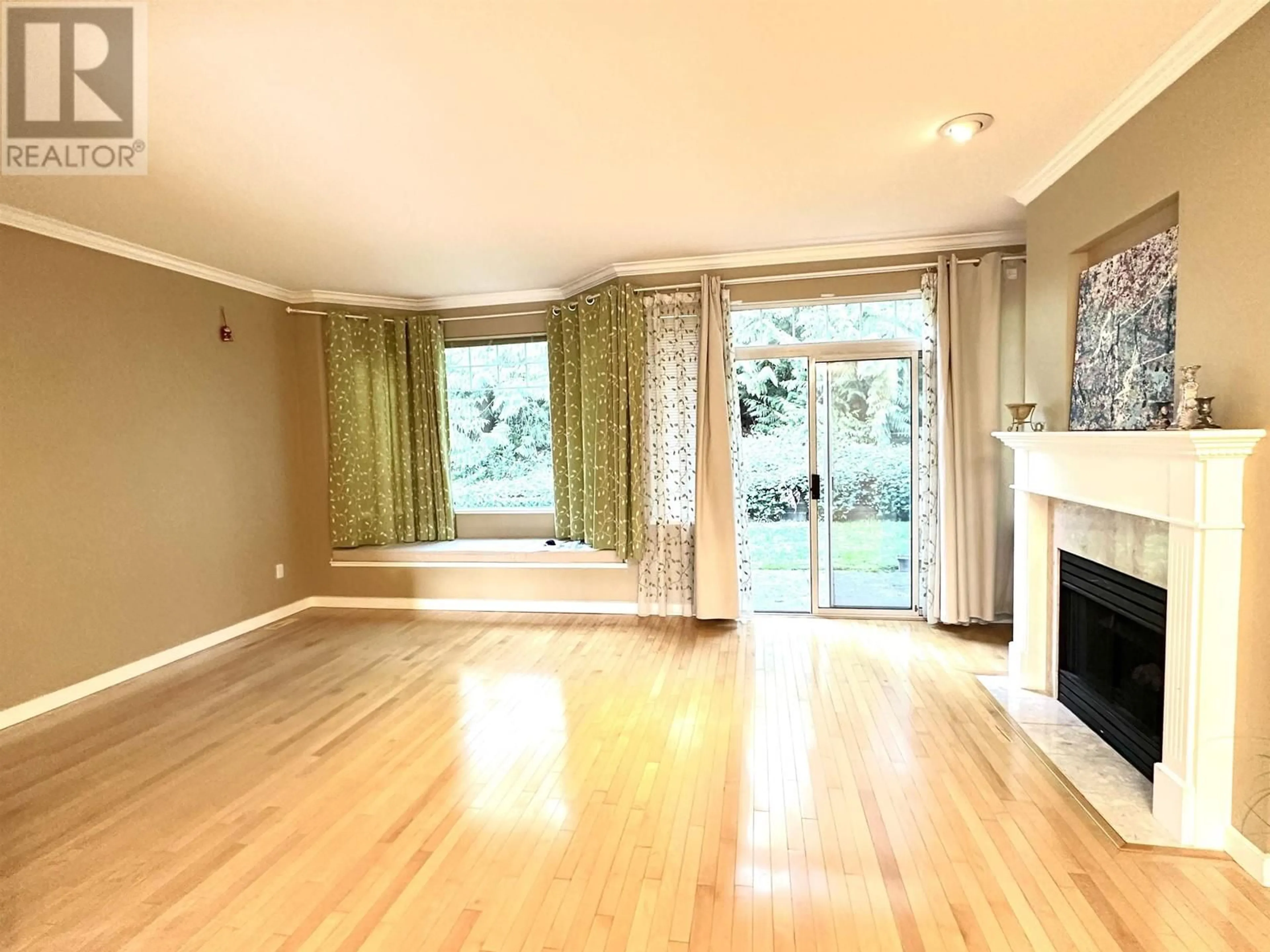 A pic of a room for 26 - 7500 CUMBERLAND STREET, Burnaby British Columbia V3N4Z9