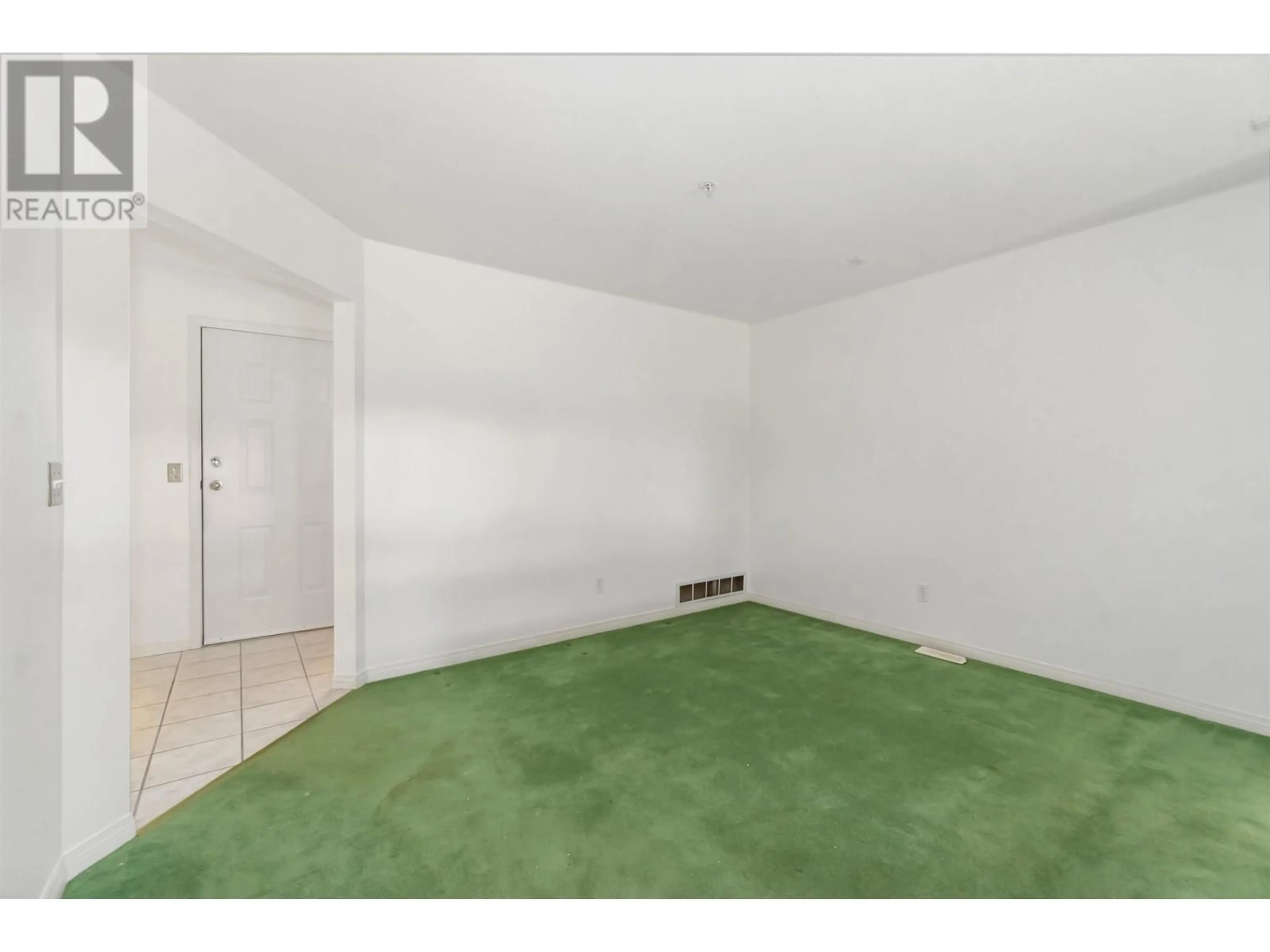 A pic of a room for 96 - 758 RIVERSIDE DRIVE, Port Coquitlam British Columbia V3B7V8