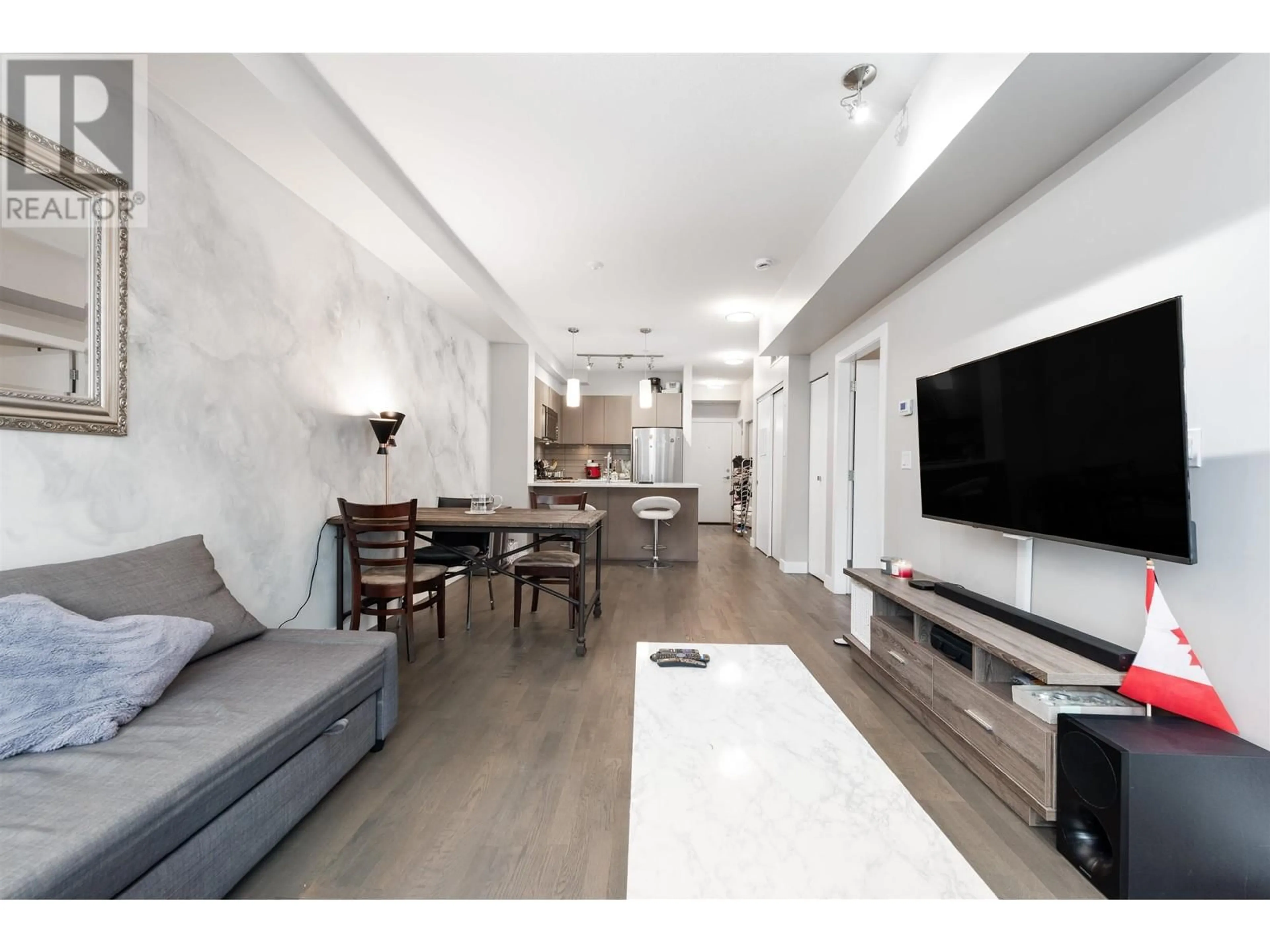 Living room with furniture, unknown for 516 - 10033 RIVER DRIVE, Richmond British Columbia V6X0L2
