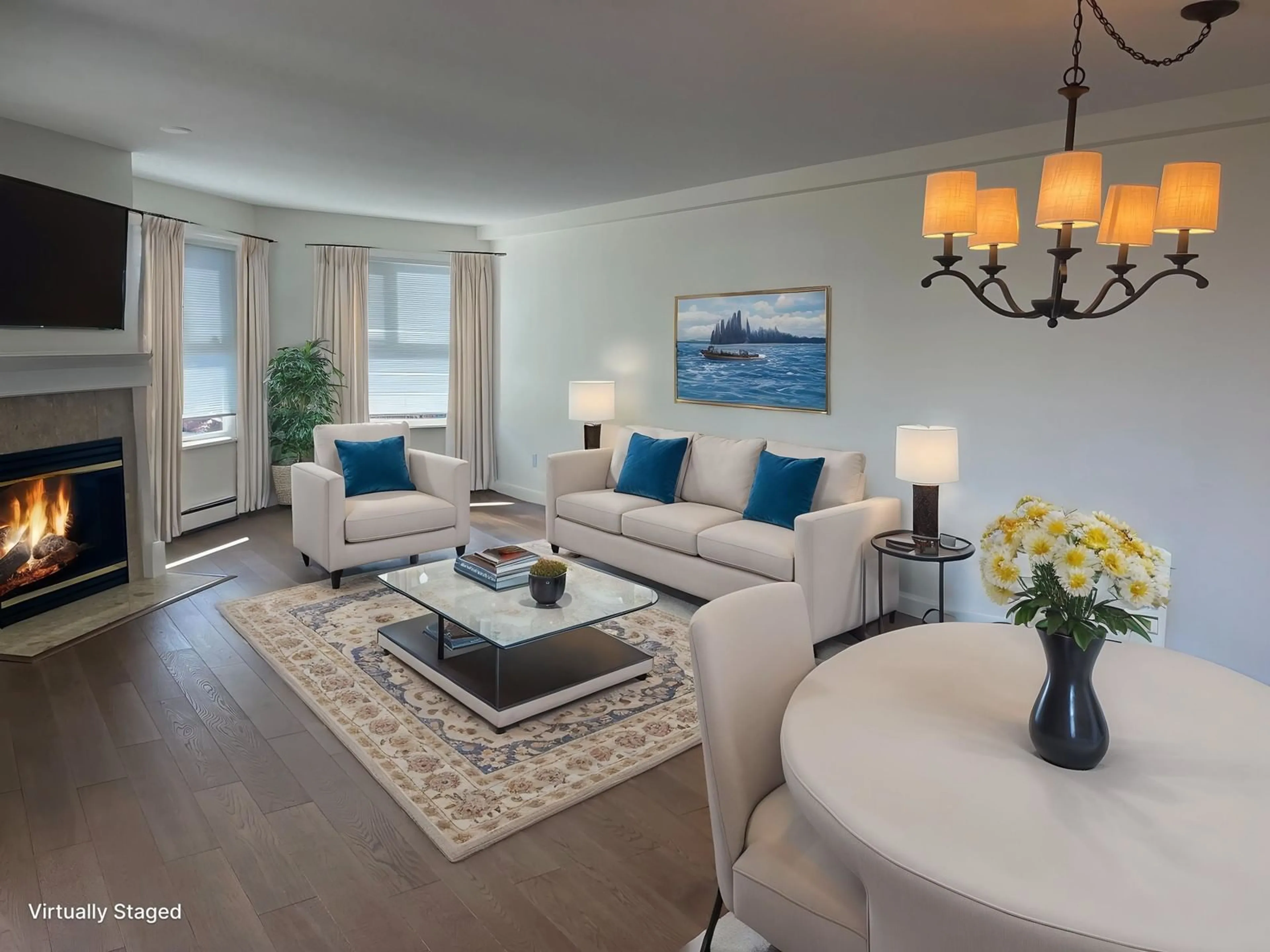 Living room with furniture, wood/laminate floor for 203 - 15367 BUENA VISTA, White Rock British Columbia V4B1Y7