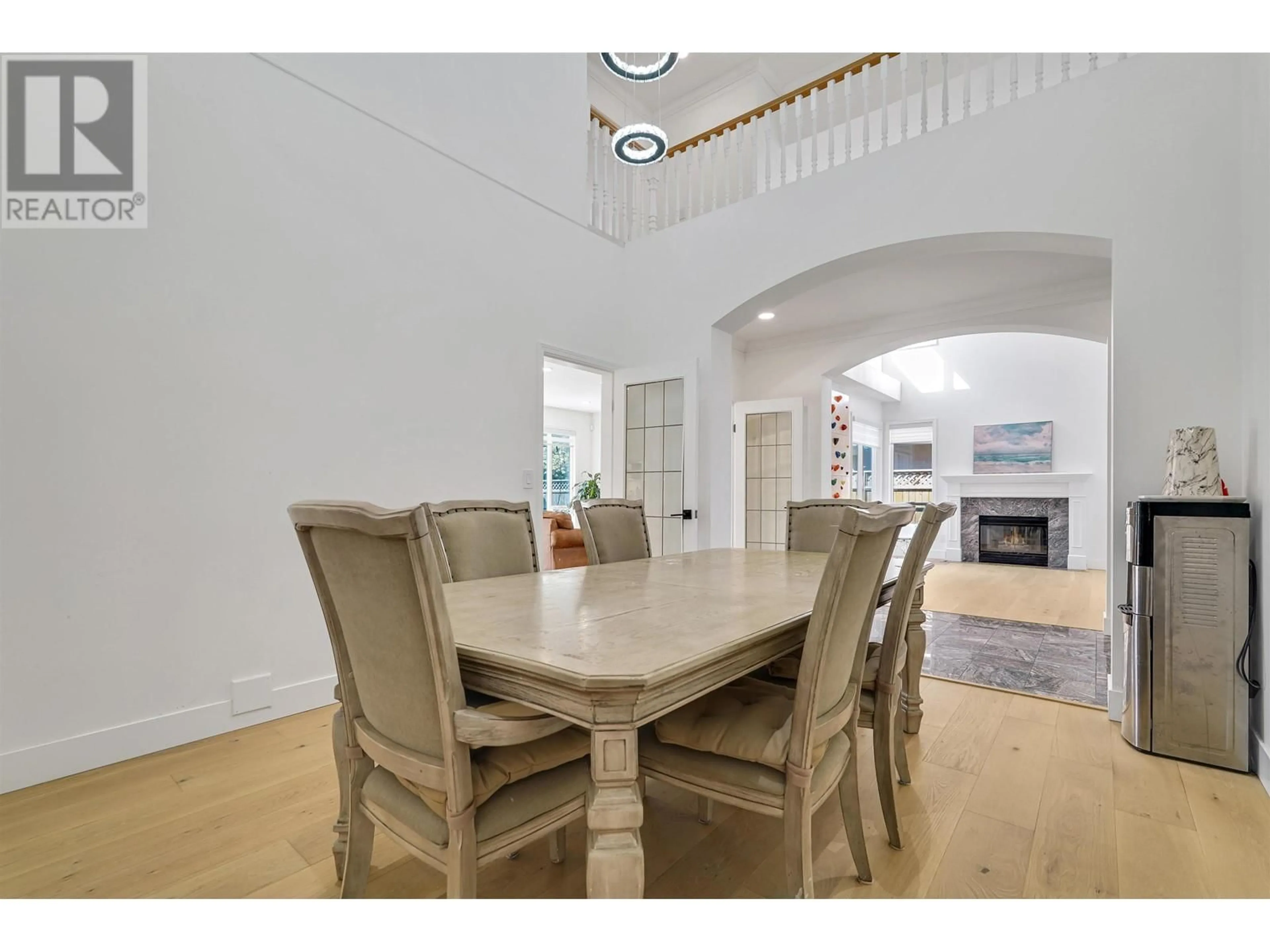 Dining room, unknown for 3240 WESTMINSTER HIGHWAY, Richmond British Columbia V7C5R1