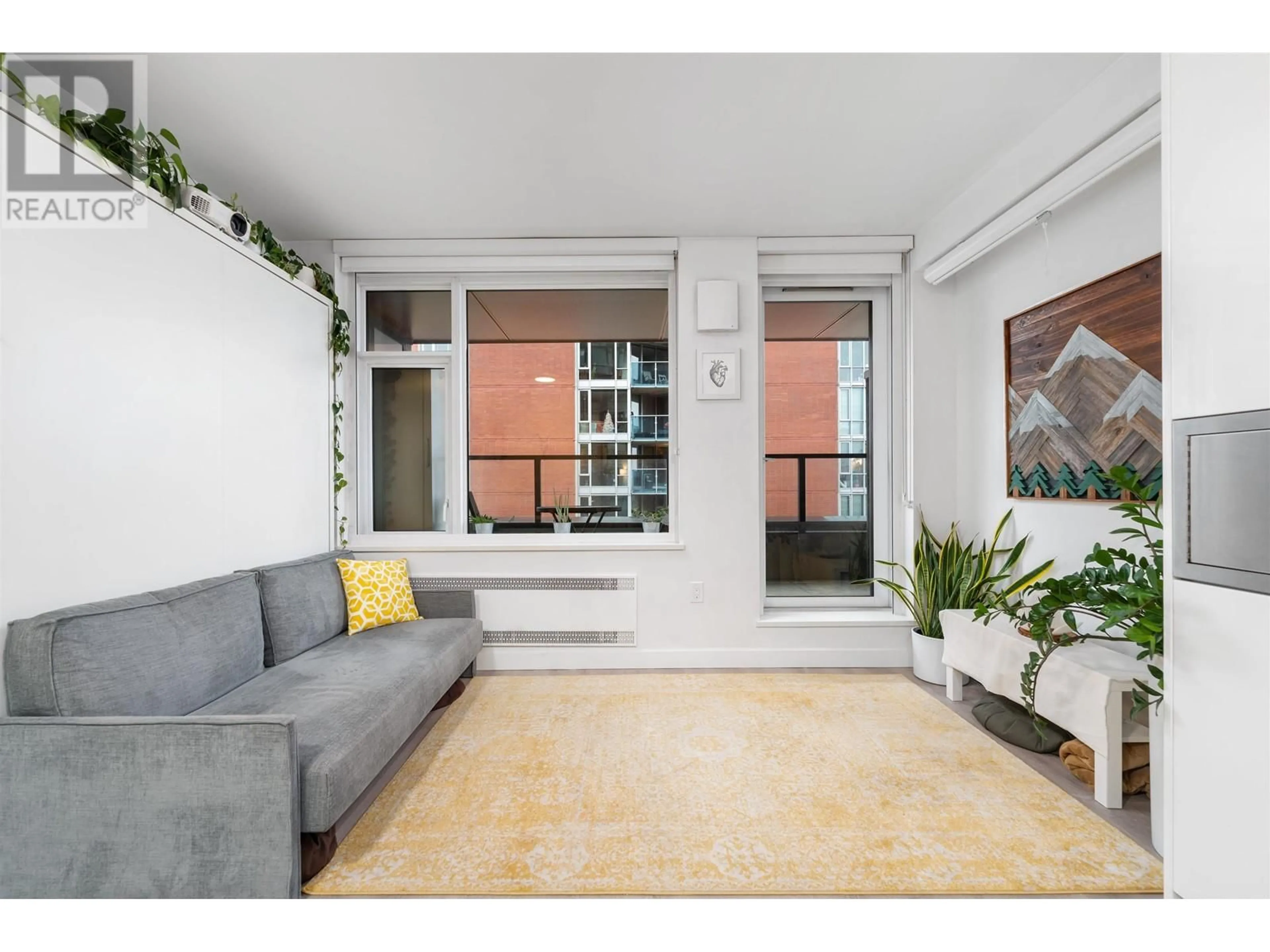 Living room with furniture, unknown for 411 - 209 7TH AVENUE, Vancouver British Columbia V5T0H3