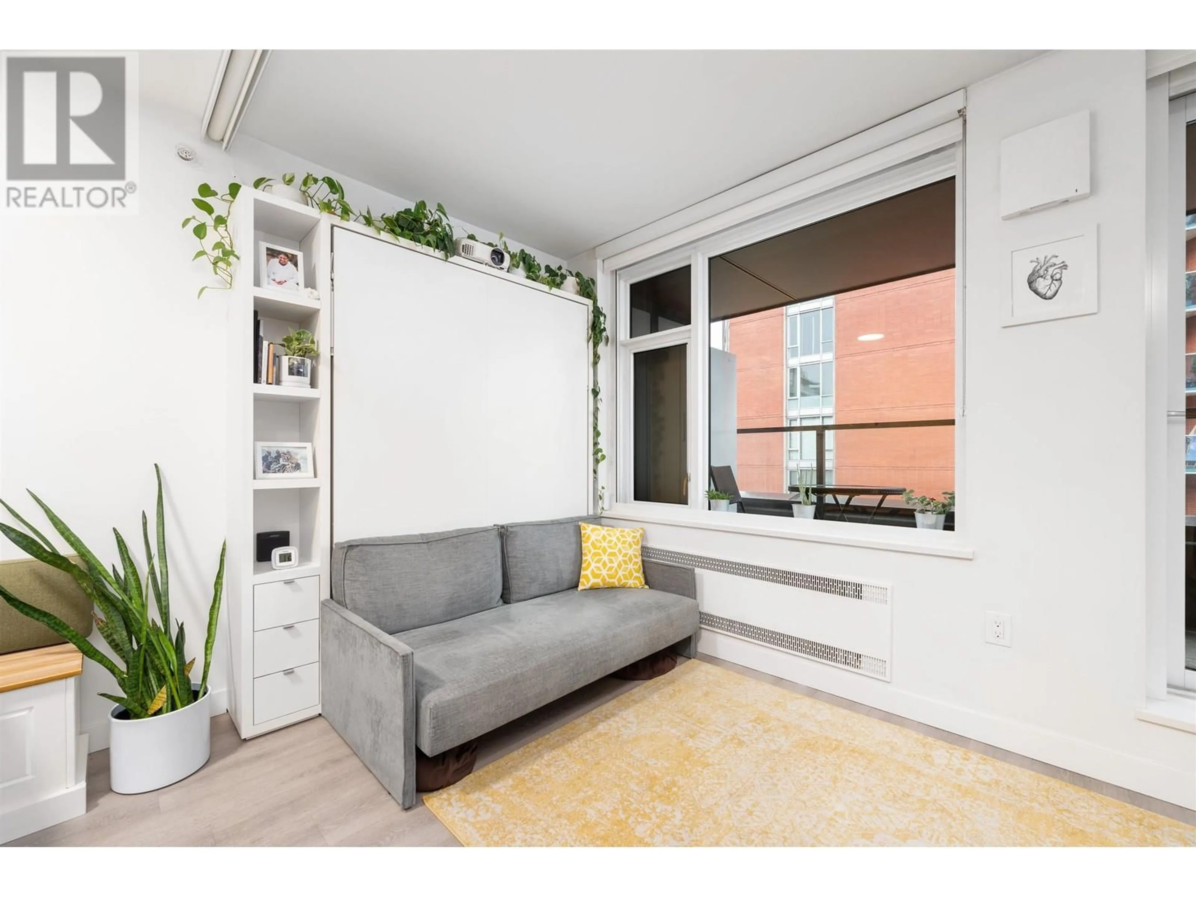 Living room with furniture, unknown for 411 - 209 7TH AVENUE, Vancouver British Columbia V5T0H3