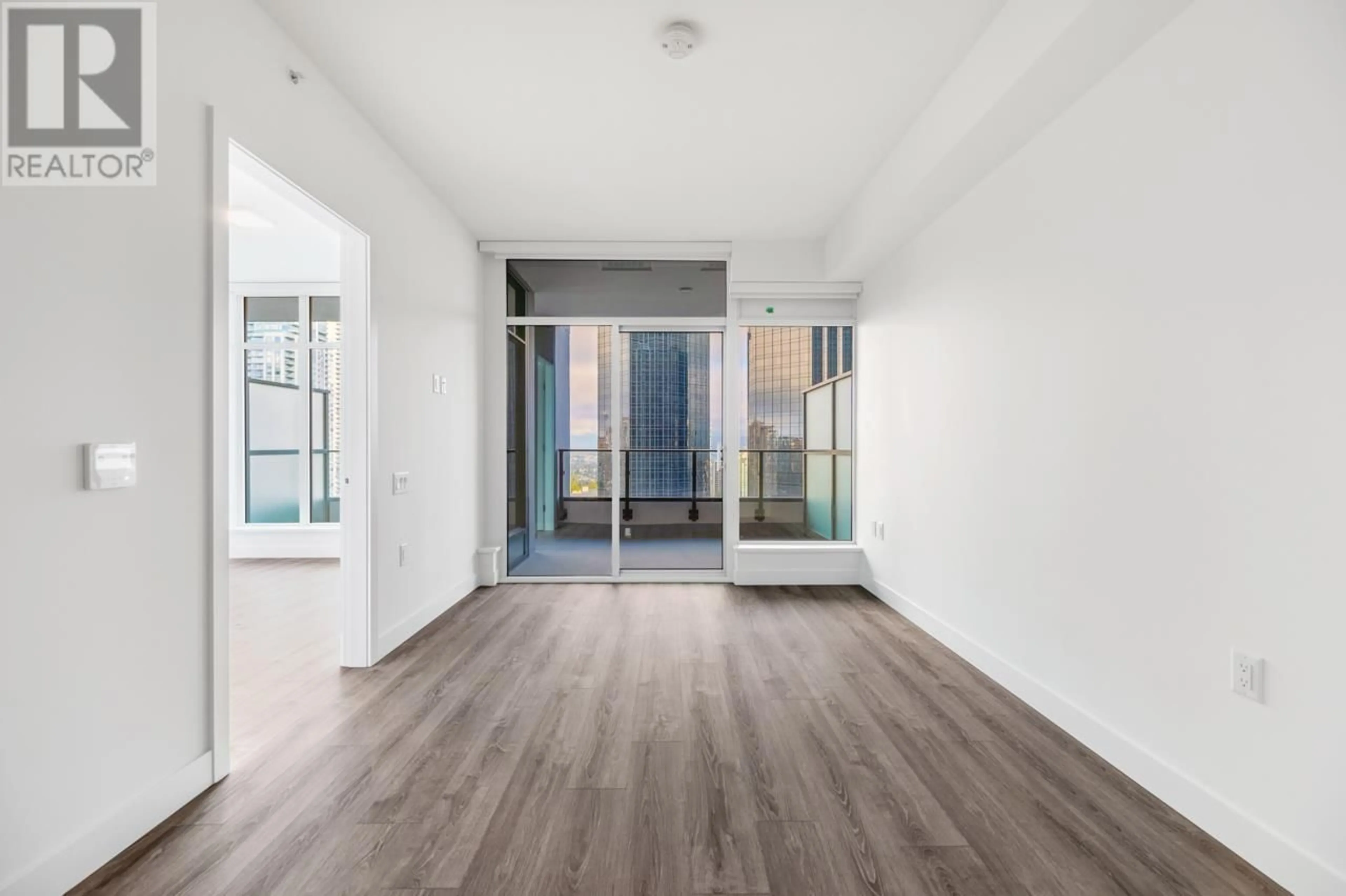 Unknown for 1409 - 6511 SUSSEX AVENUE, Burnaby British Columbia V5H0K5