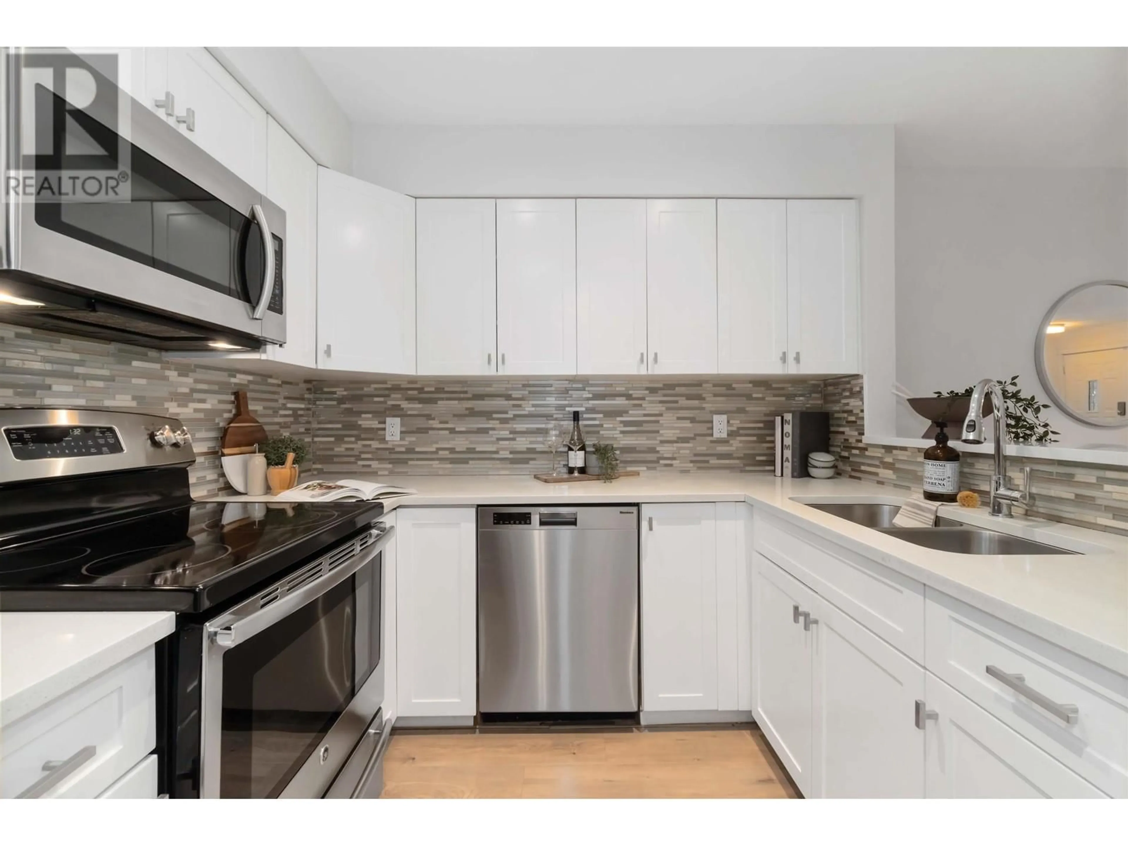 Unknown for 11 - 65 FOXWOOD DRIVE, Port Moody British Columbia V3H4Z5