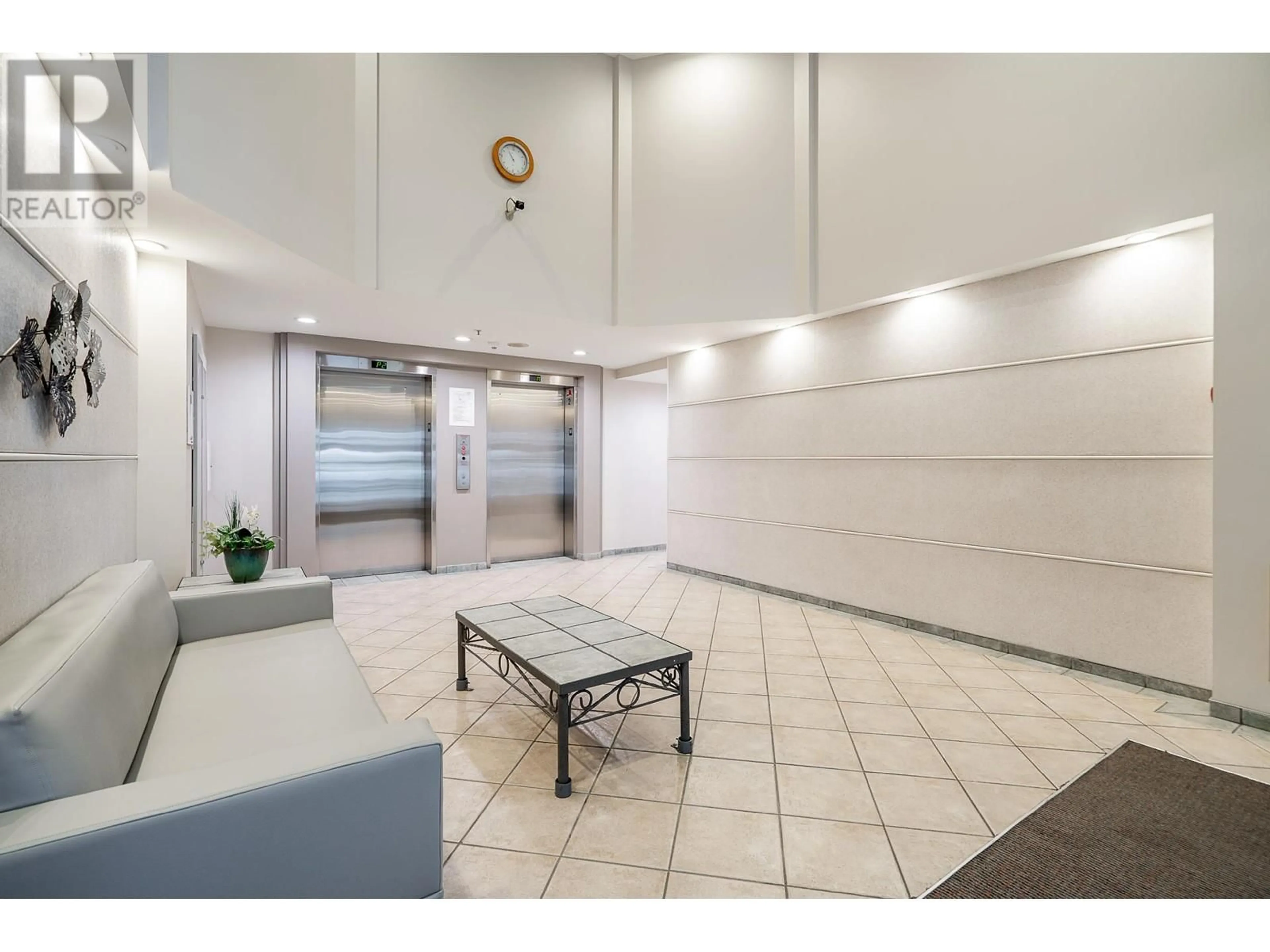 Indoor foyer for 2001 - 555 AUSTIN AVENUE, Coquitlam British Columbia V3K6R8