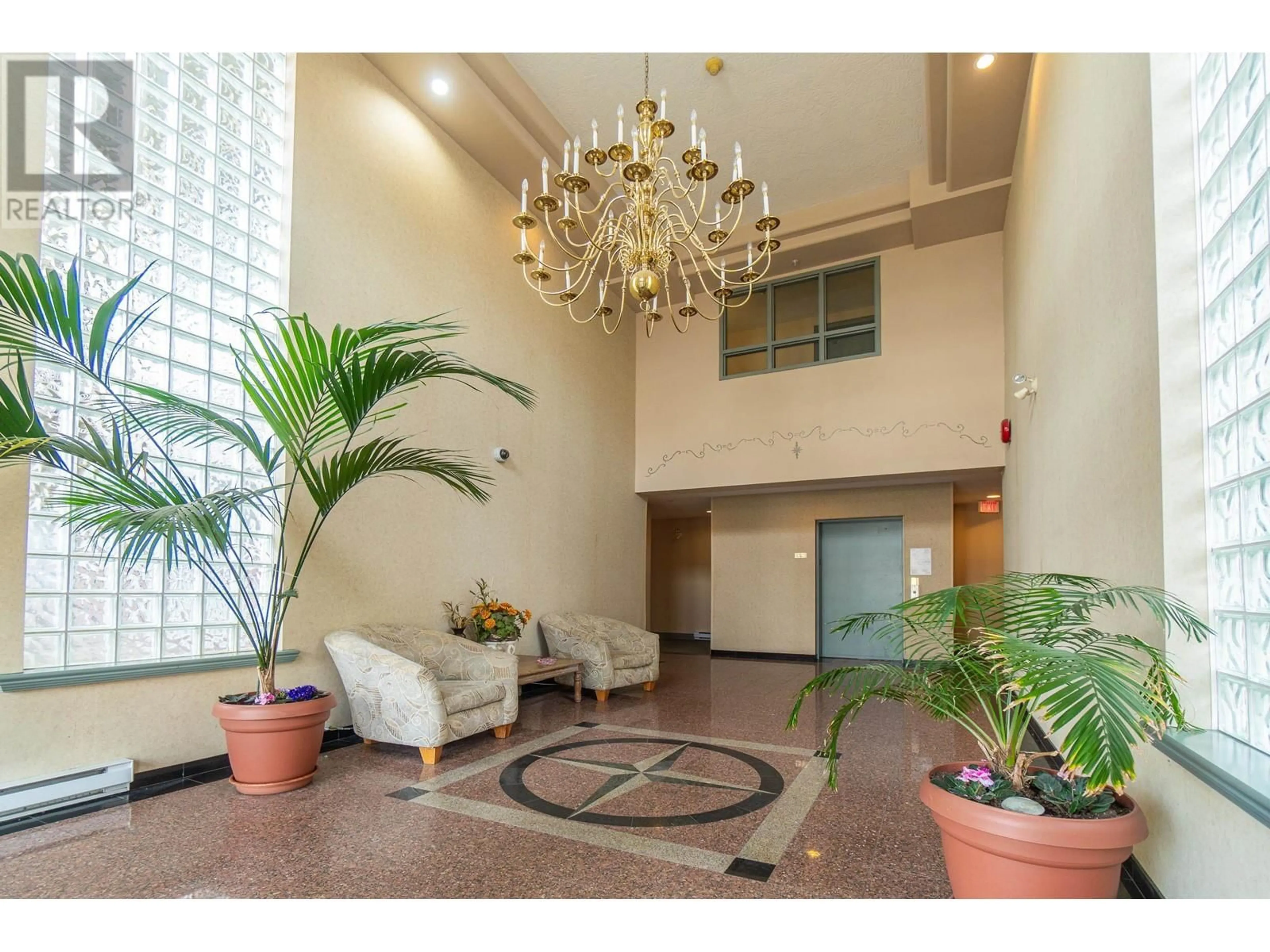 Lobby for 411 - 522 SMITH AVENUE, Coquitlam British Columbia V3J7X7