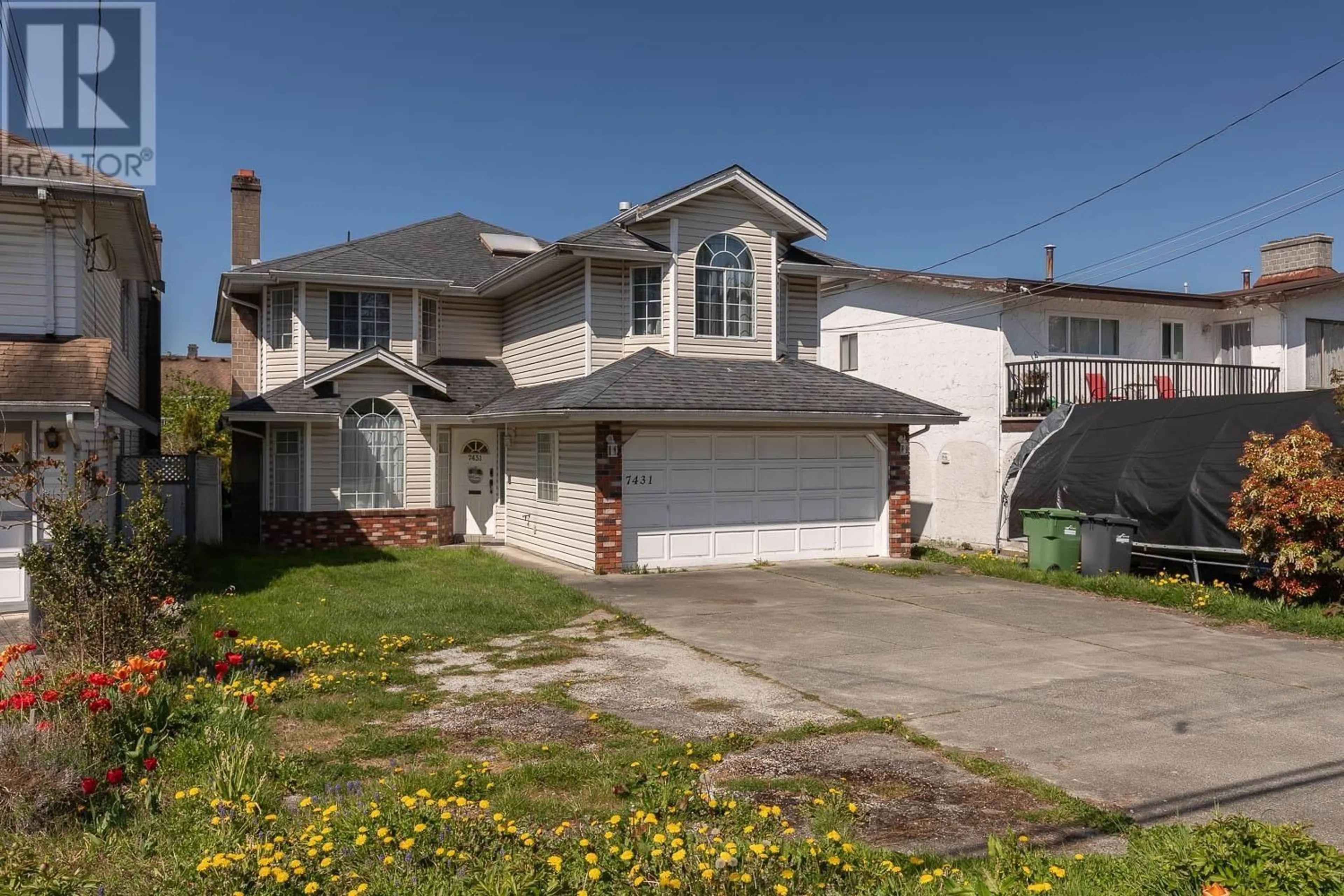 Home with vinyl exterior material, street for 7431 NO. 2 ROAD, Richmond British Columbia V7C3L7