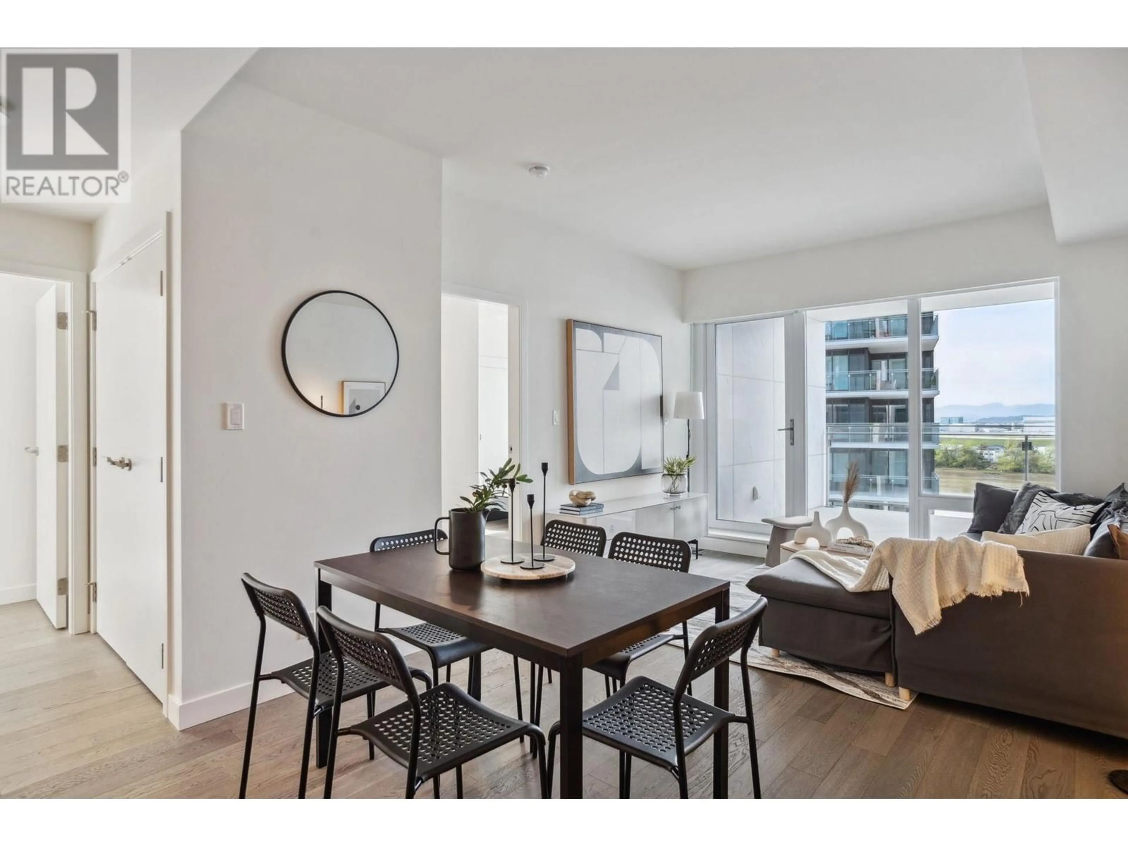 Unknown for 801 - 6855 PEARSON WAY, Richmond British Columbia V7C0E9