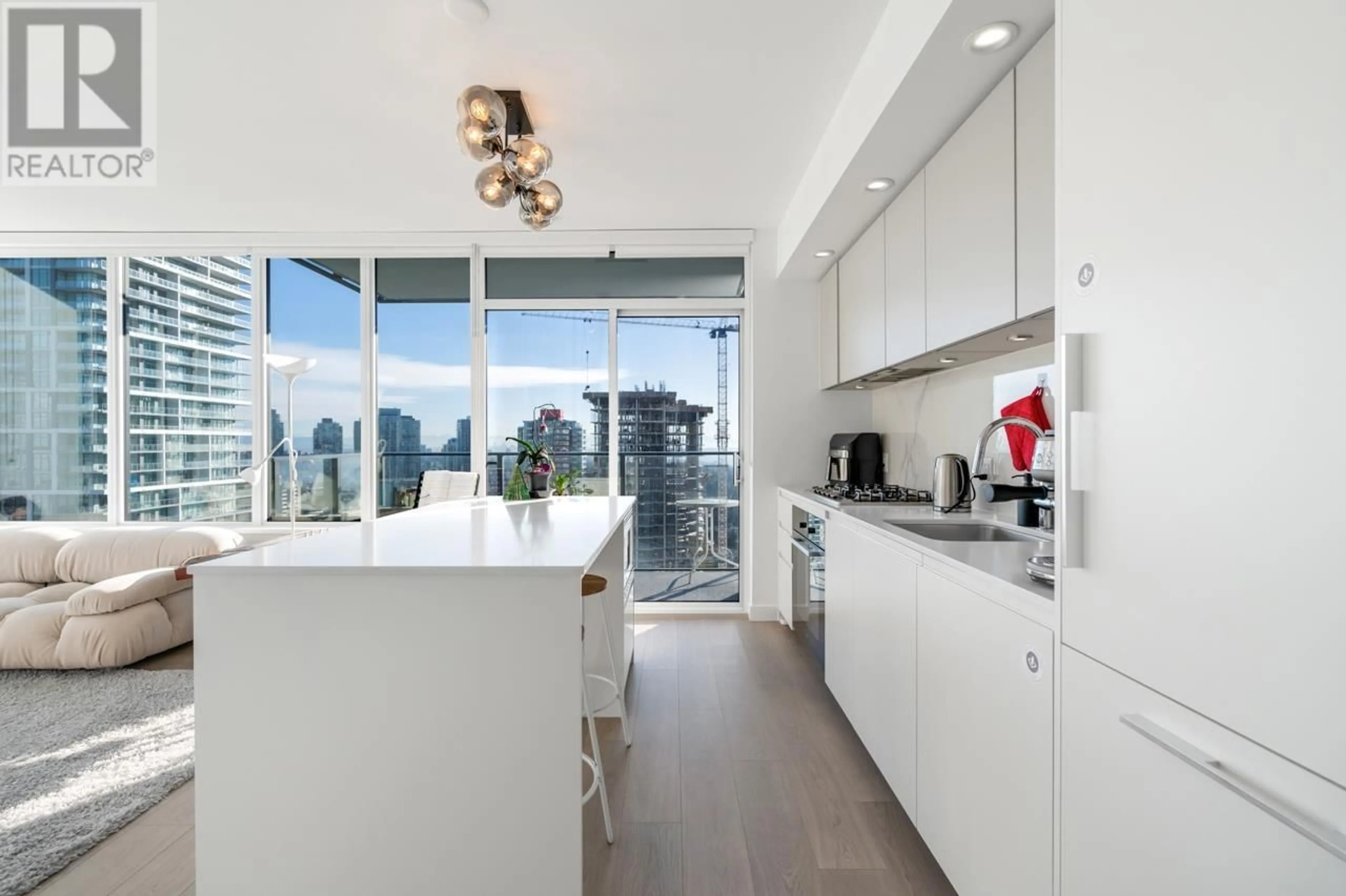 Contemporary kitchen, unknown for 2602 - 6537 TELFORD AVENUE, Burnaby British Columbia V5H0K9