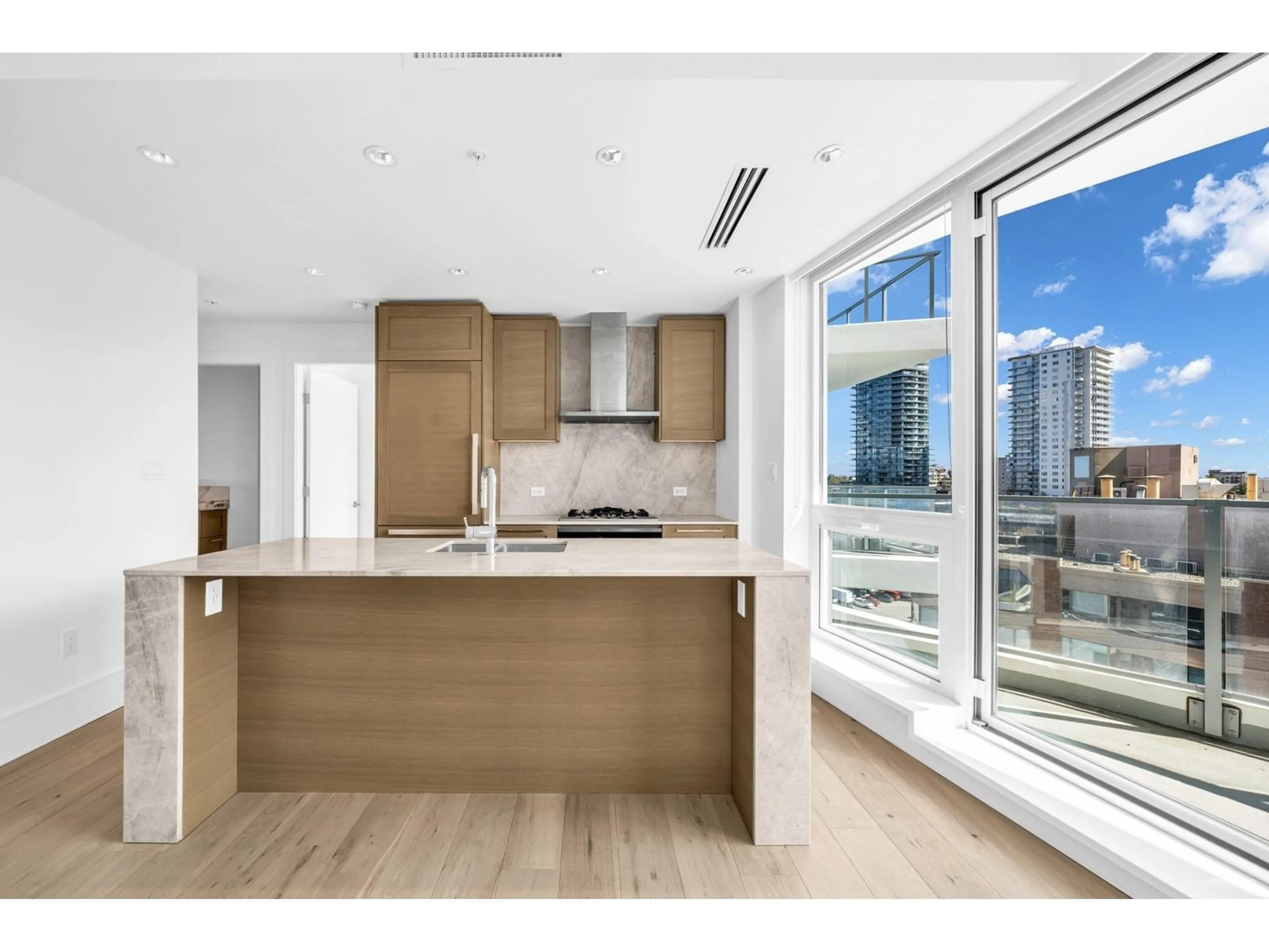 Open concept kitchen, unknown for 903 - 1501 FOSTER, White Rock British Columbia V4B0C3