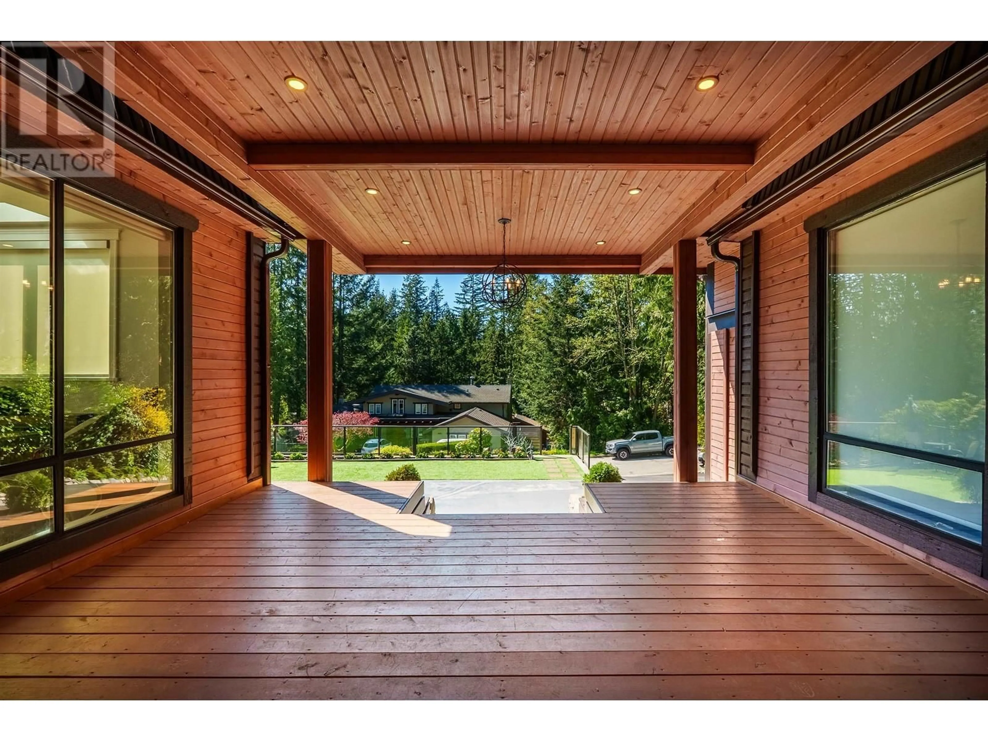 Unknown for 4066 NORWOOD AVENUE, North Vancouver British Columbia V7N3R3