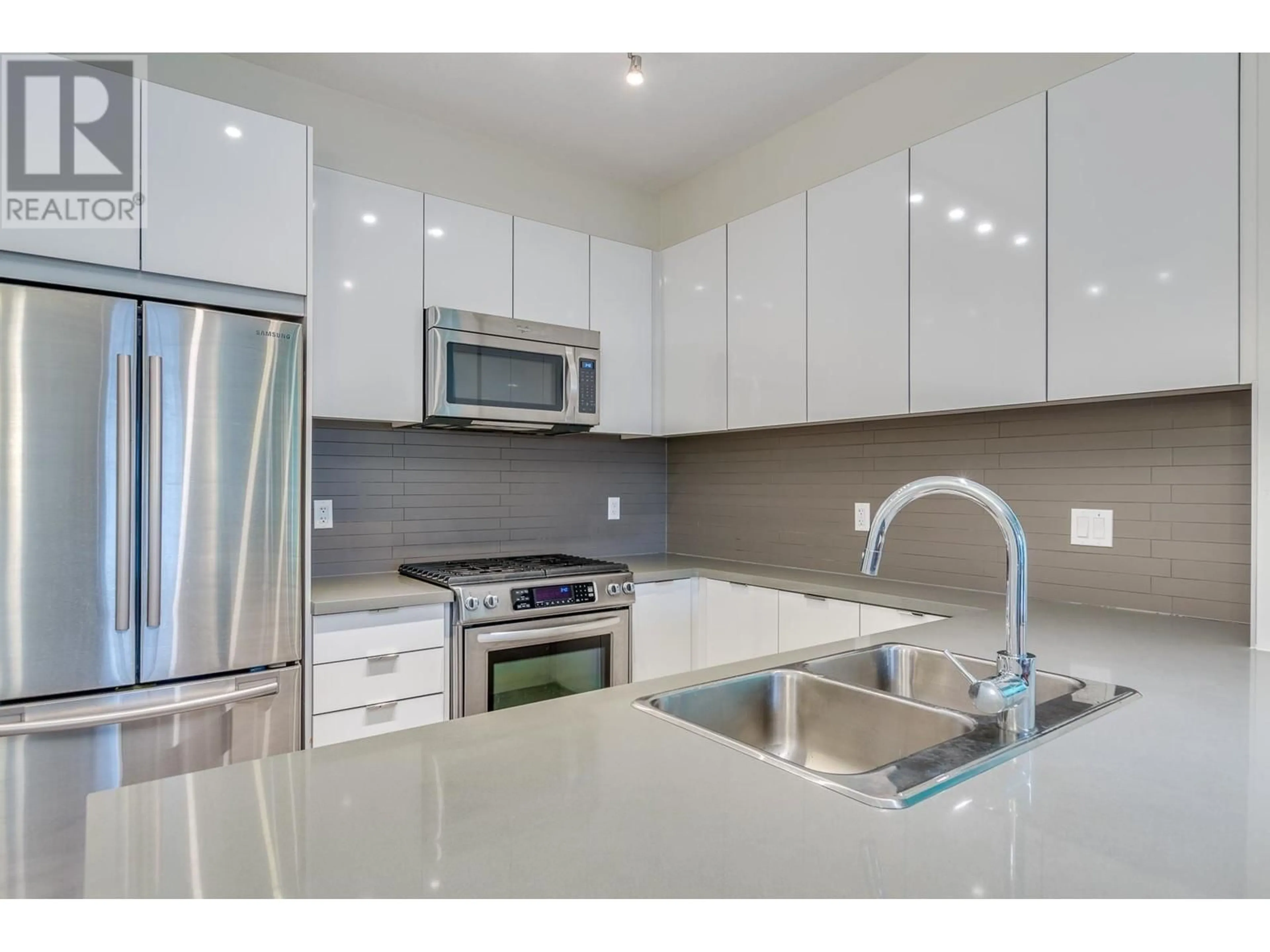 Standard kitchen, unknown for 413 - 3107 WINDSOR GATE, Coquitlam British Columbia V3B0L1