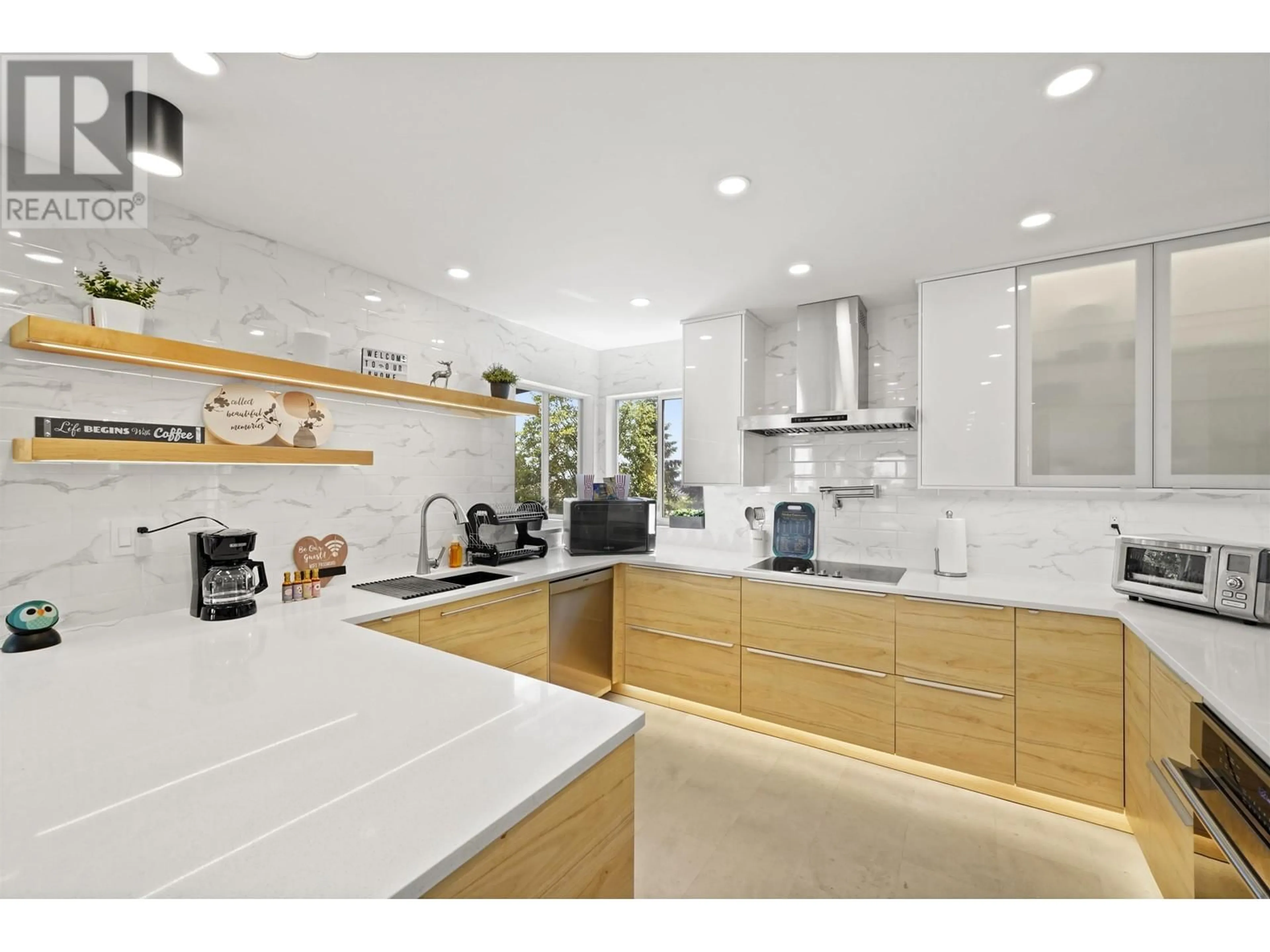 Contemporary kitchen, ceramic/tile floor for 1551 ALPINE LANE, Coquitlam British Columbia V3E3A5