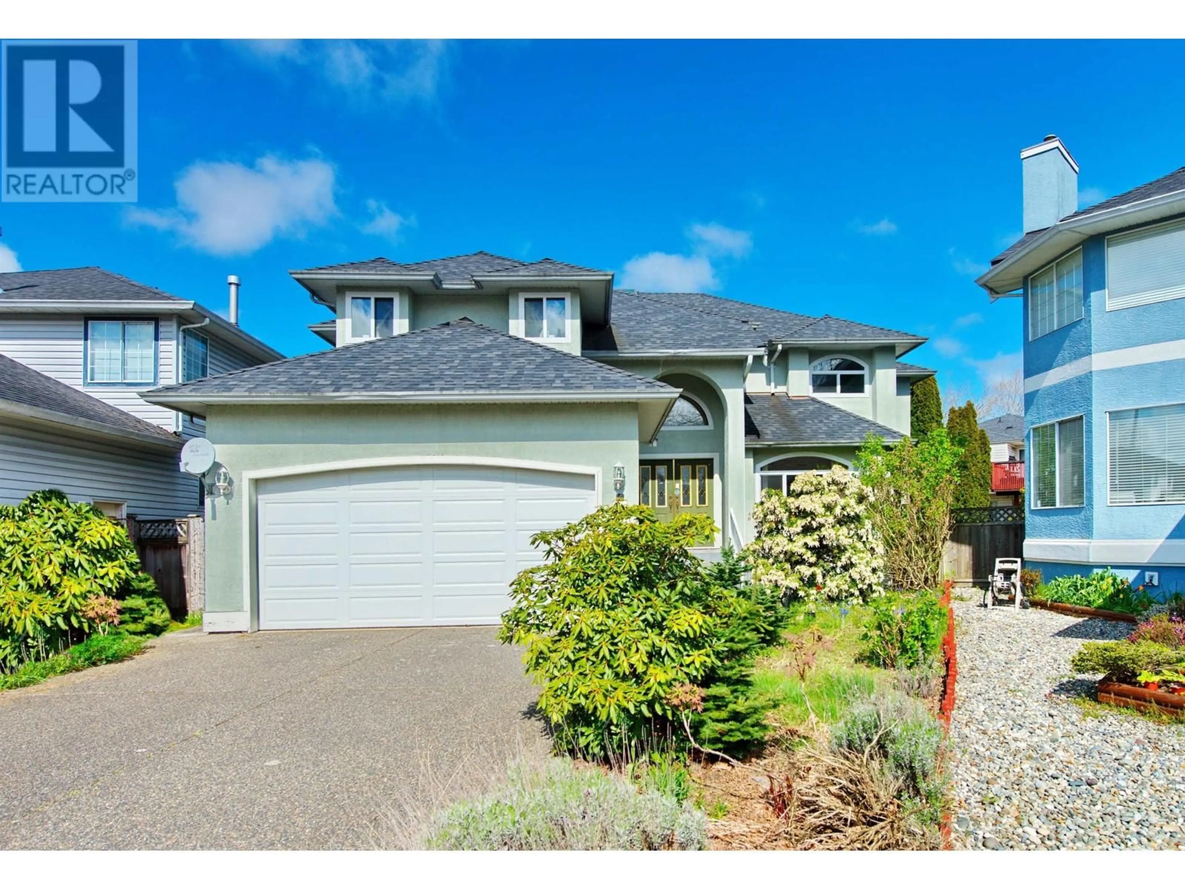 A pic from outside/outdoor area/front of a property/back of a property/a pic from drone, street for 5609 WILSON COURT, Richmond British Columbia V6V2P1