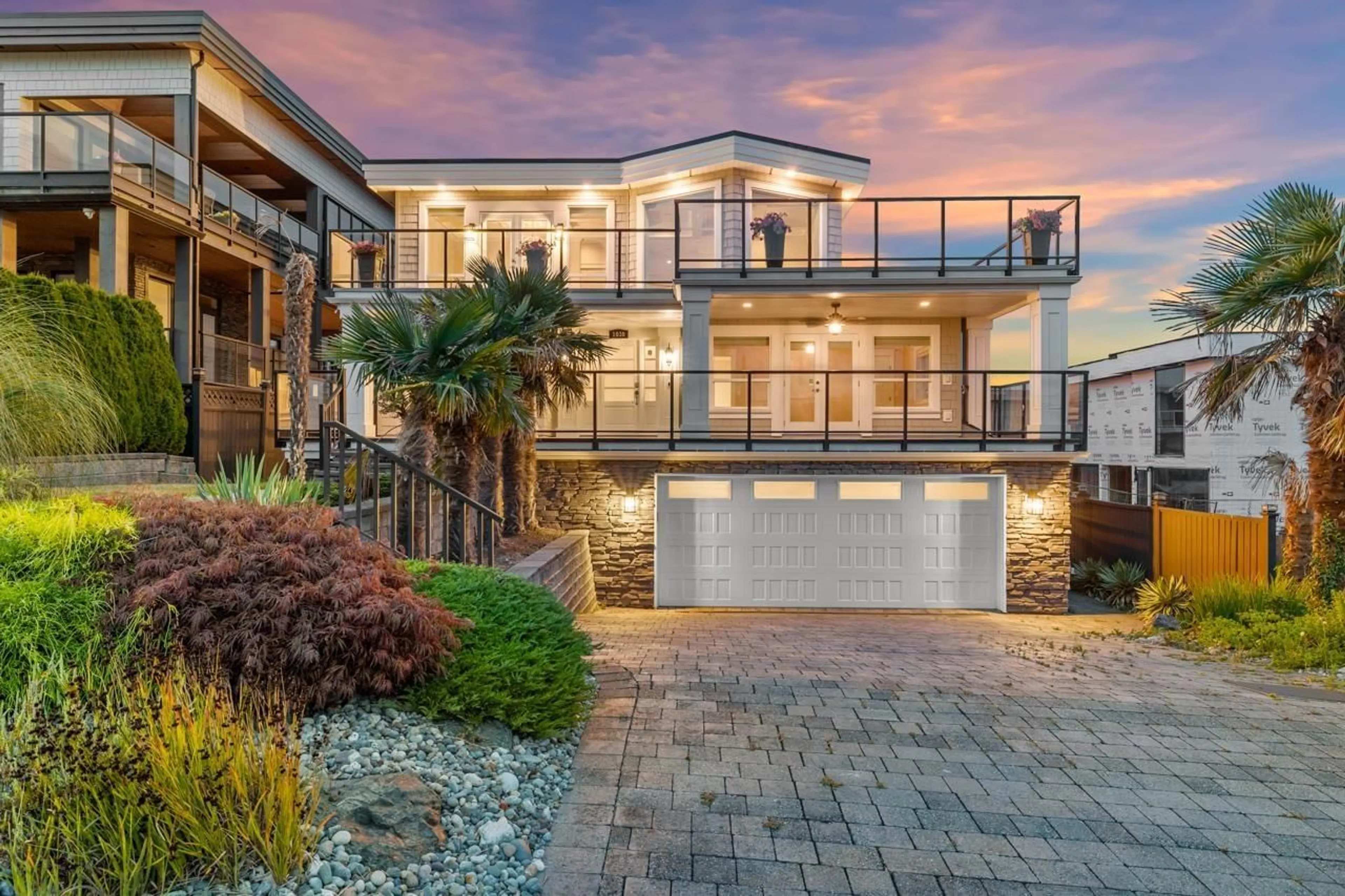 Home with brick exterior material, unknown for 1030 LEE, White Rock British Columbia V4B4P1