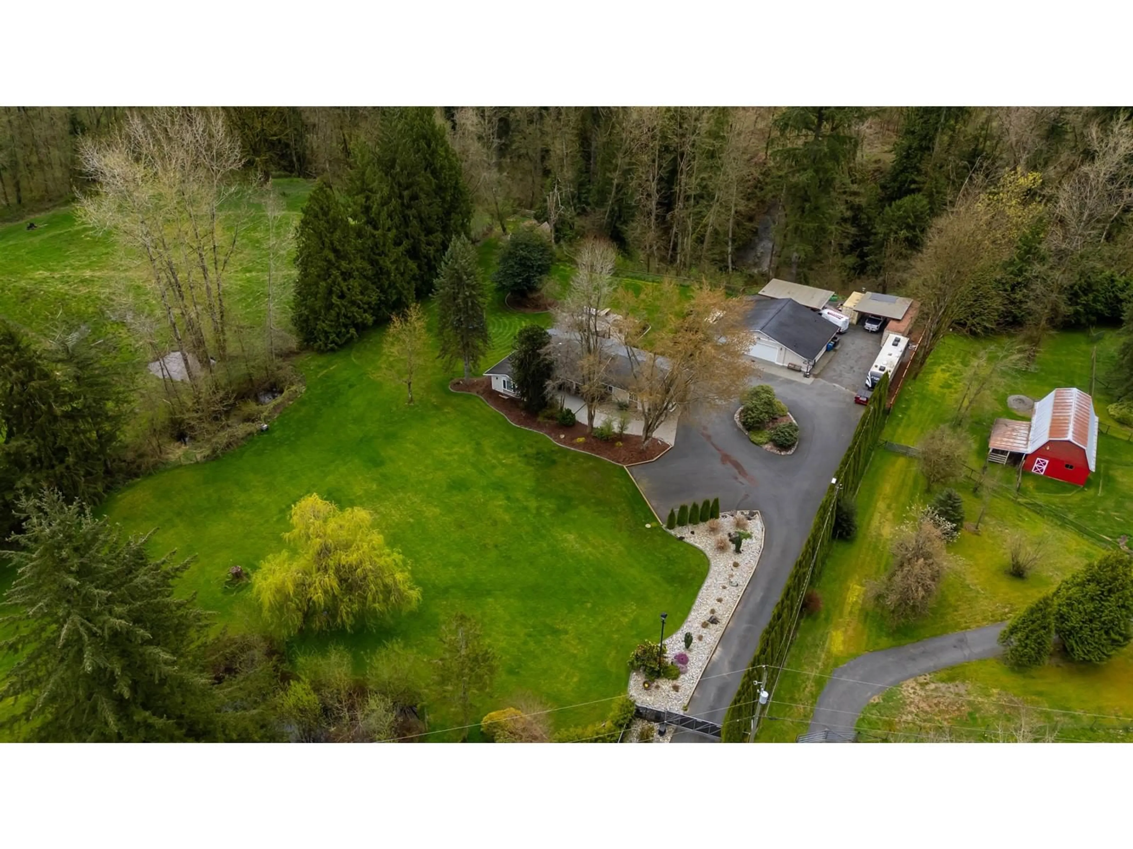 A pic from outside/outdoor area/front of a property/back of a property/a pic from drone, unknown for 27720 JOANITA, Abbotsford British Columbia V4X2C3