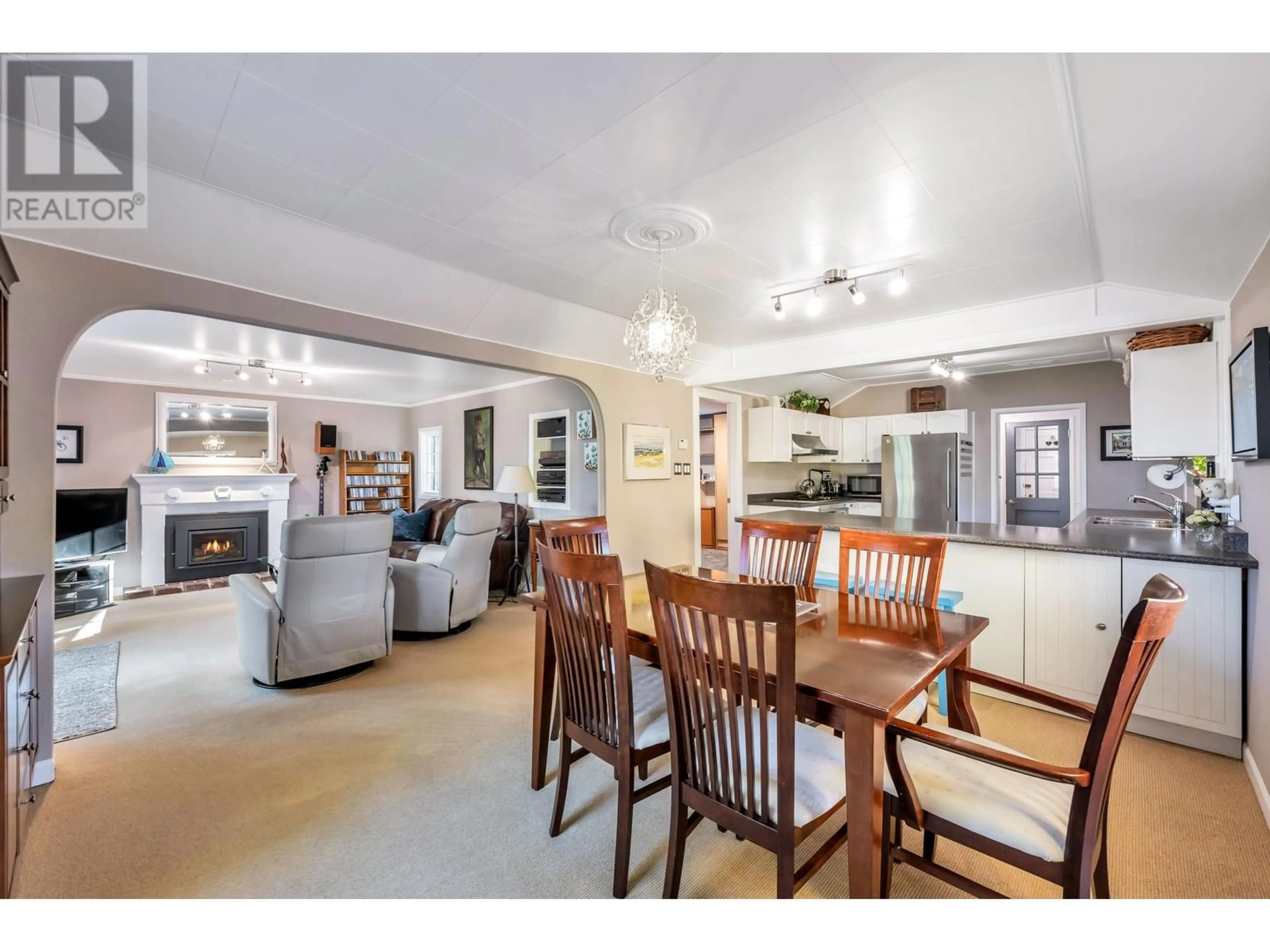 Open concept kitchen, unknown for 165 66A STREET, Delta British Columbia V4L1M6