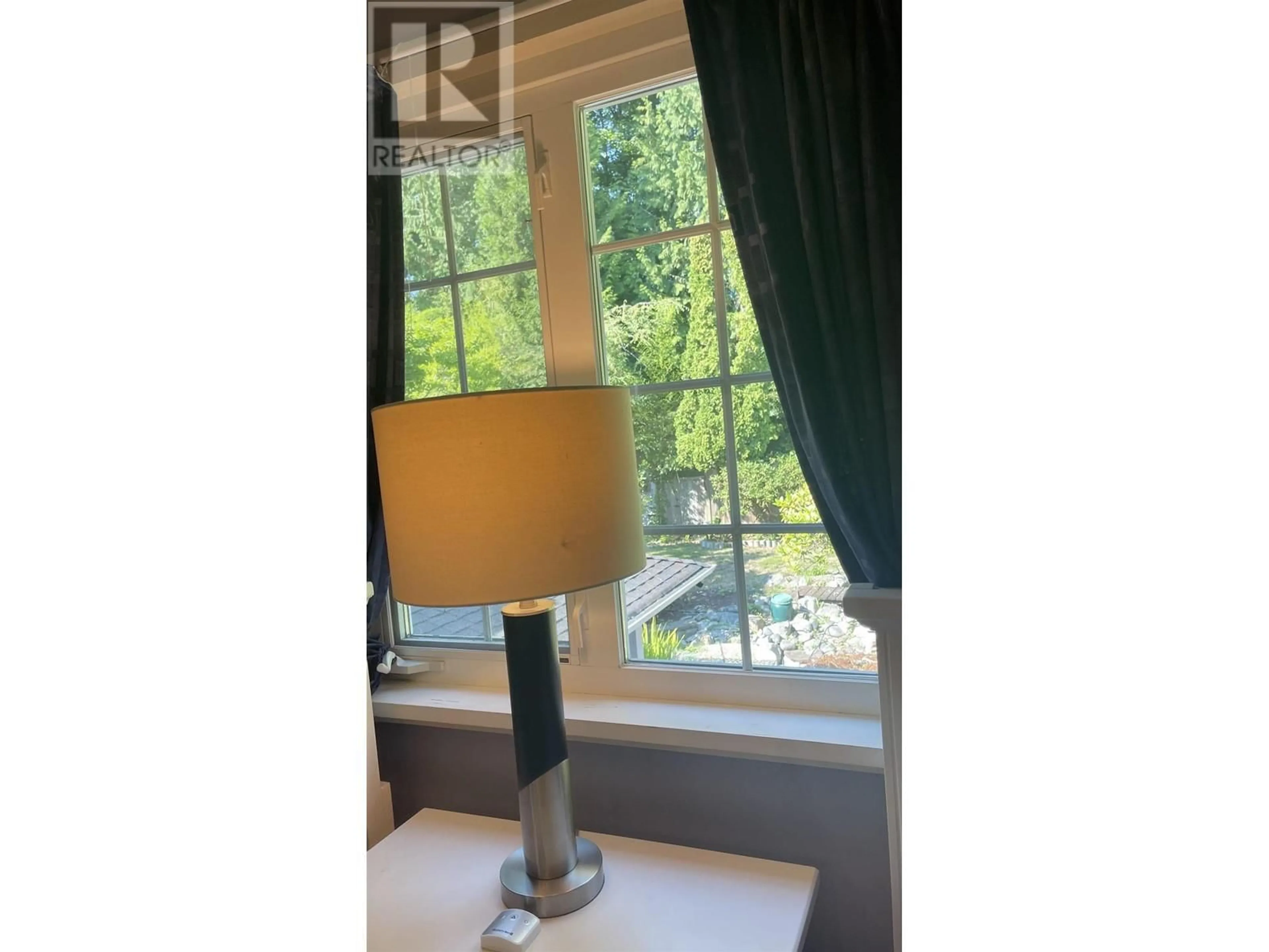 A pic of a room for 539 NEWCROFT PLACE, West Vancouver British Columbia V7T1W9
