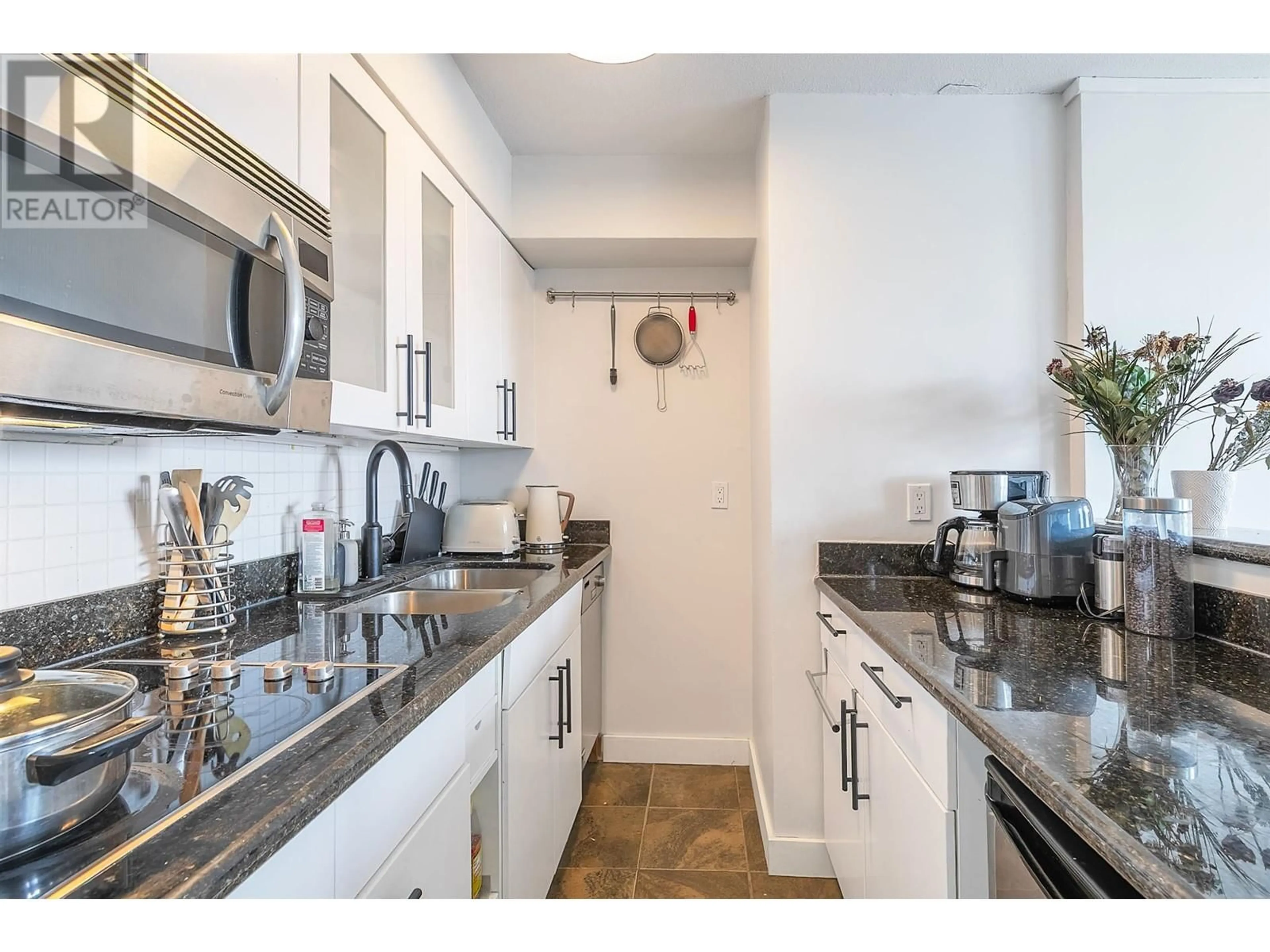 Standard kitchen, unknown for 804 - 1250 BURNABY STREET, Vancouver British Columbia V6E1P5