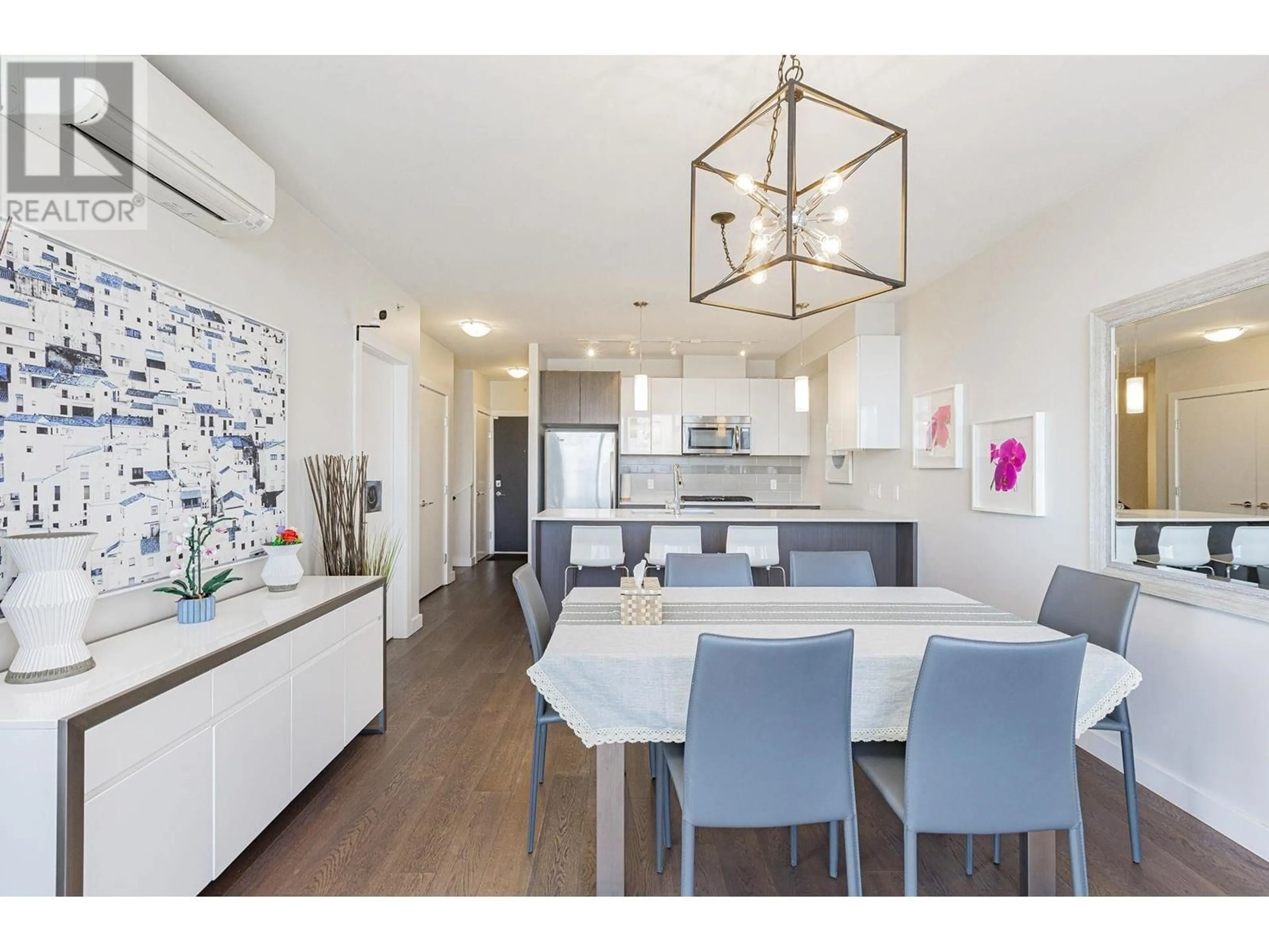 Open concept kitchen, wood/laminate floor for 6015 - 5511 HOLLYBRIDGE WAY, Richmond British Columbia V7C0A3